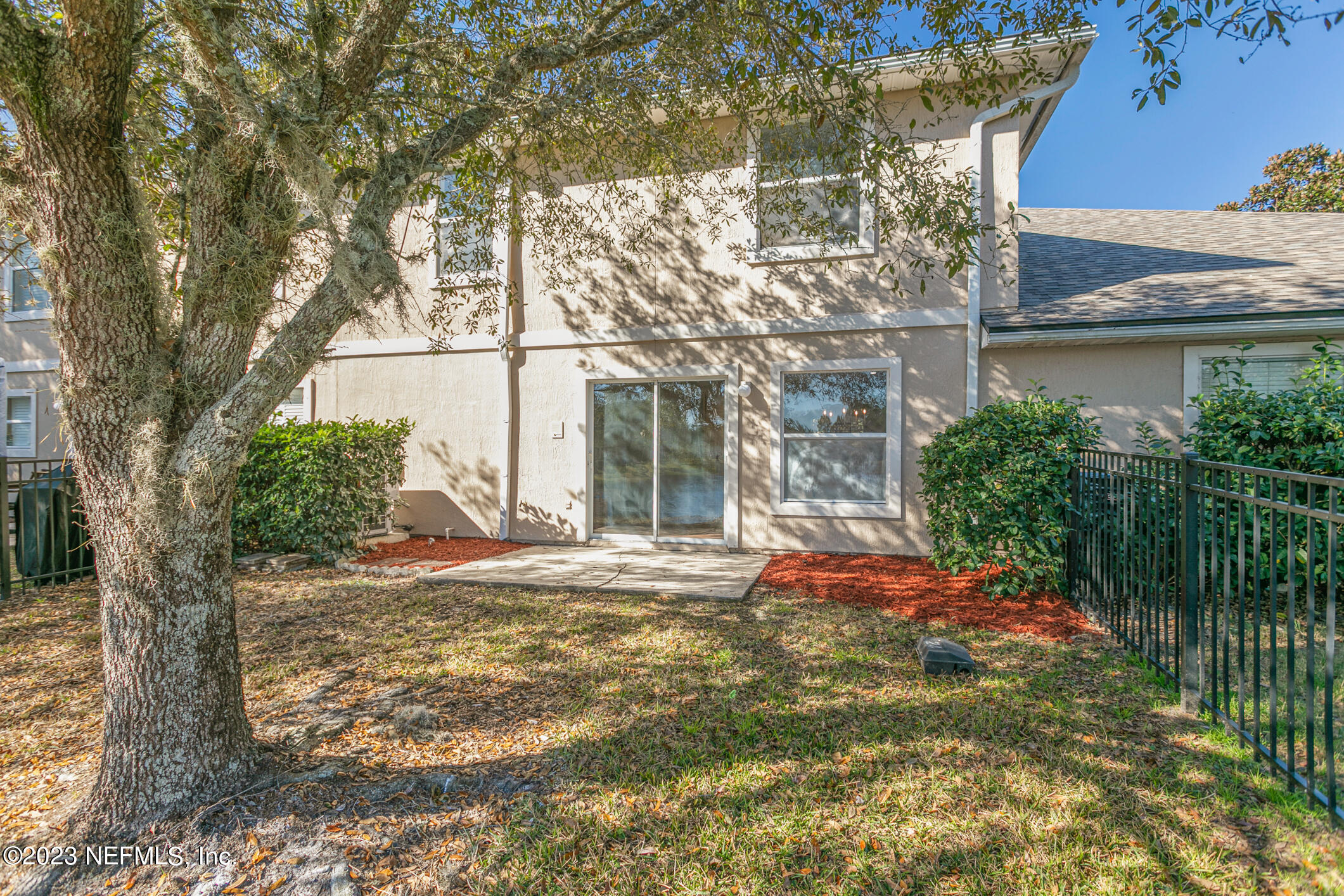 2315 WOOD HOLLOW LN
