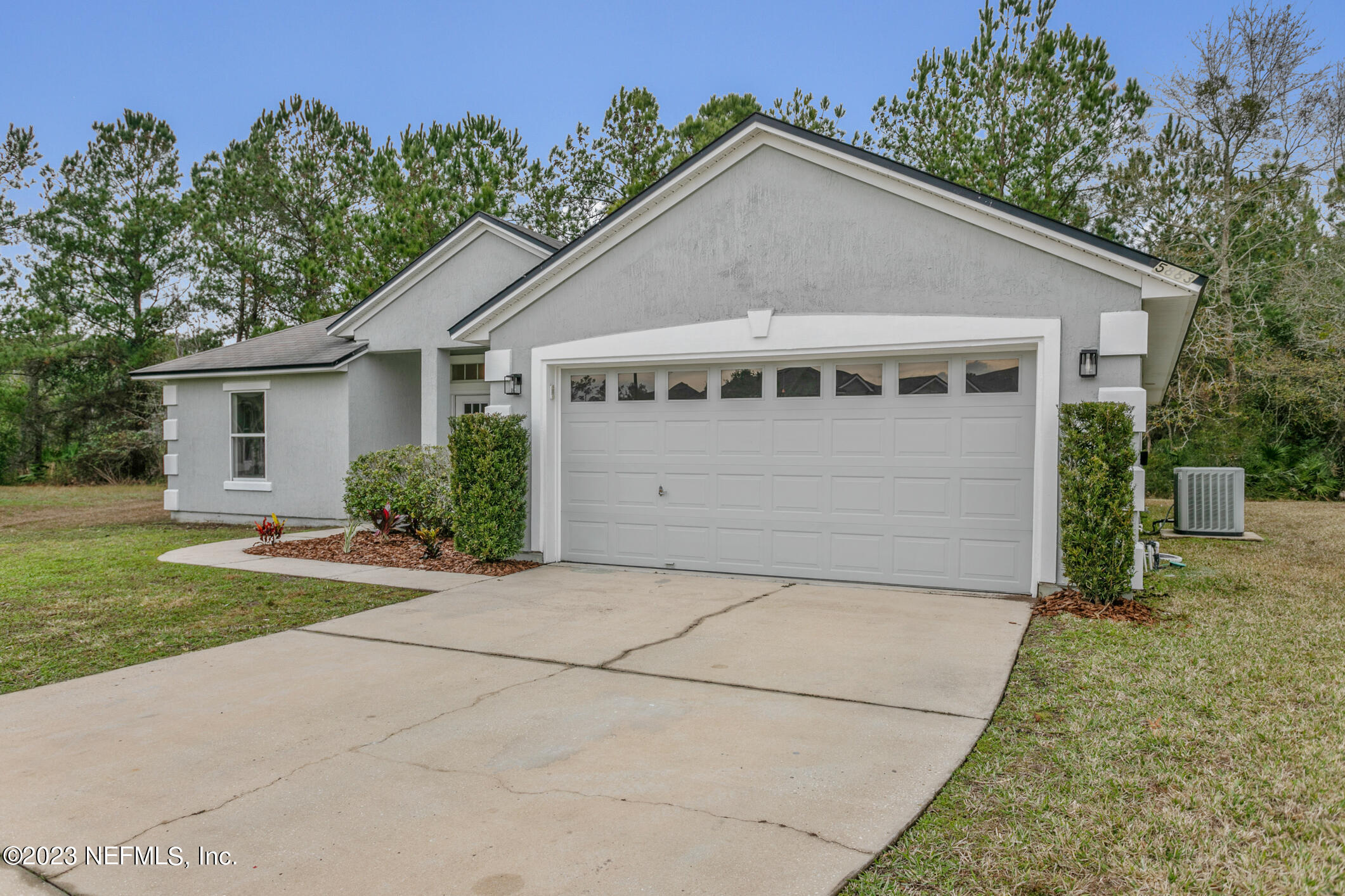 15883 TWIN CREEK DR