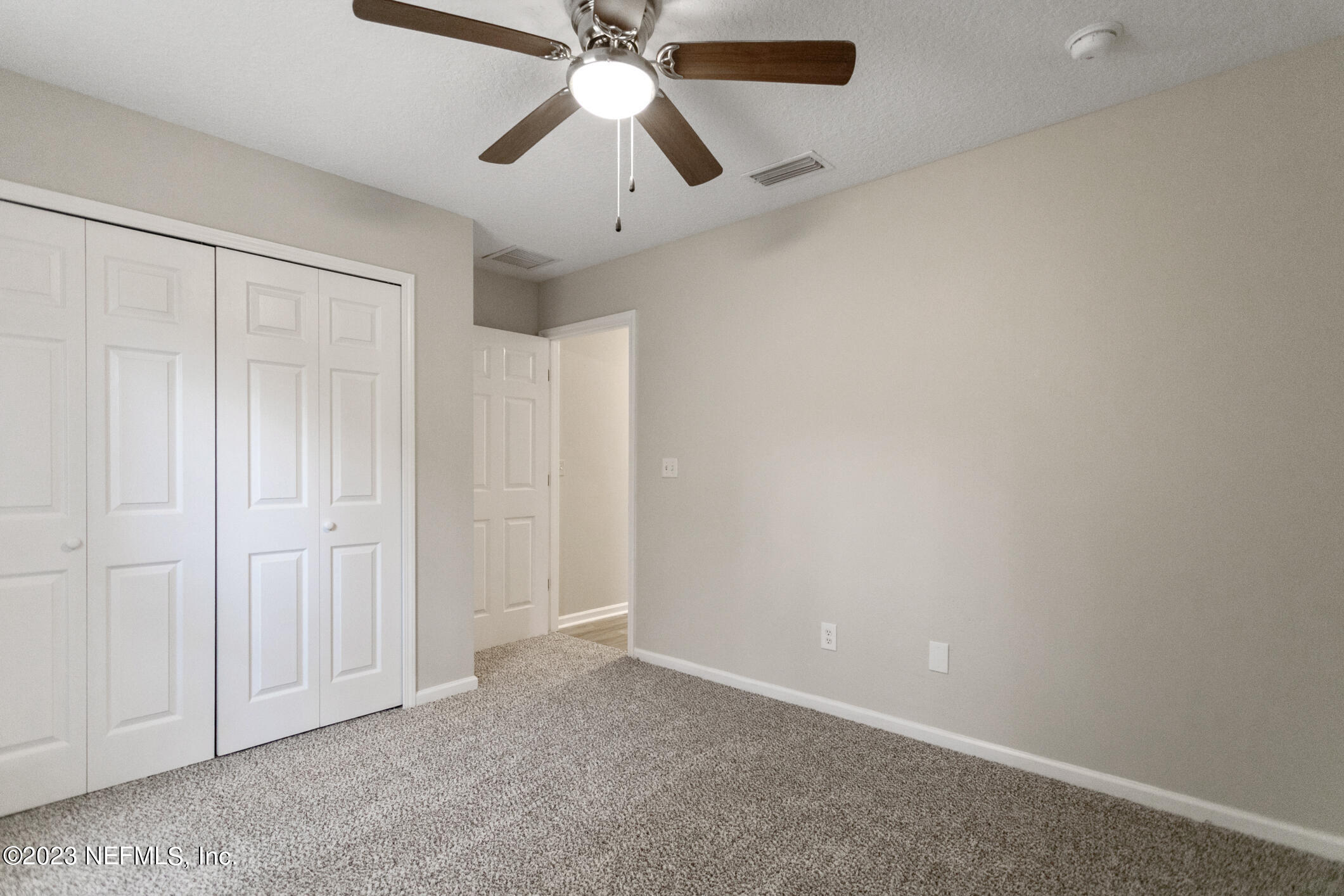 15883 TWIN CREEK DR
