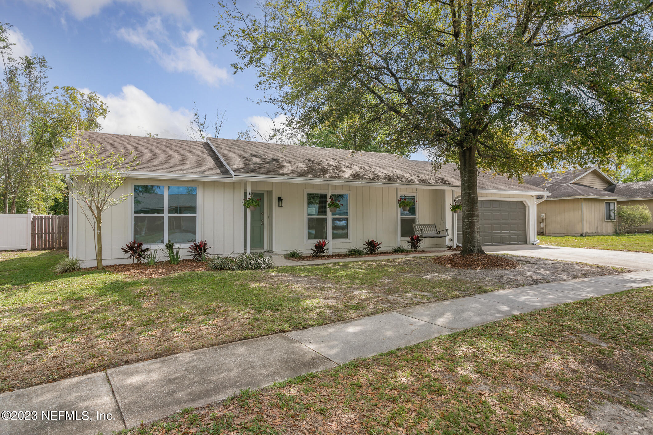 8329 CROSS TIMBERS DR E