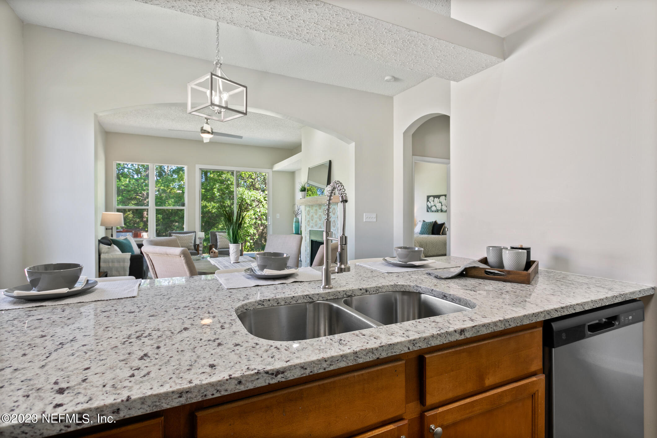 10411 CENTERWOOD CT
