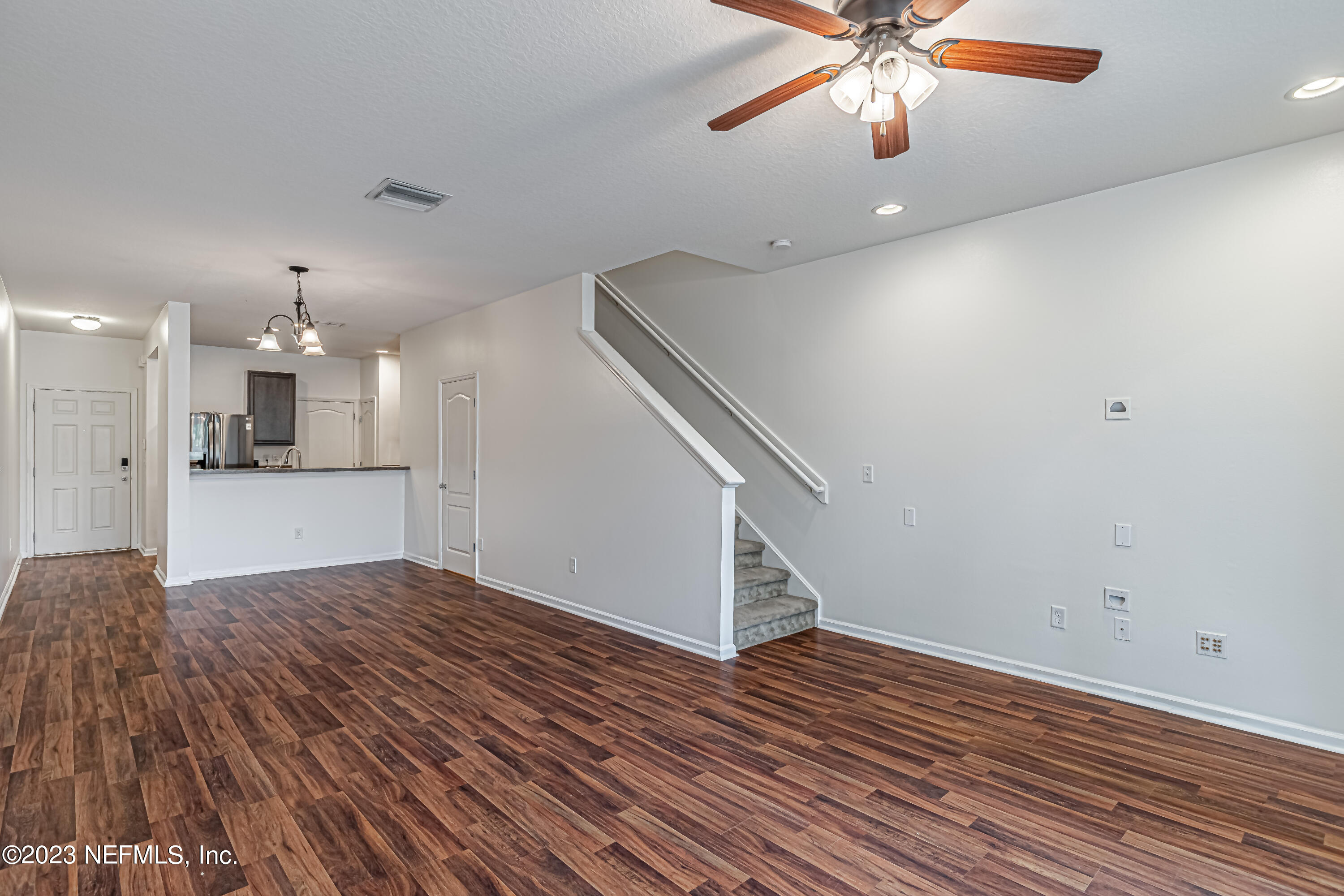 6018 BARTRAM VILLAGE DR