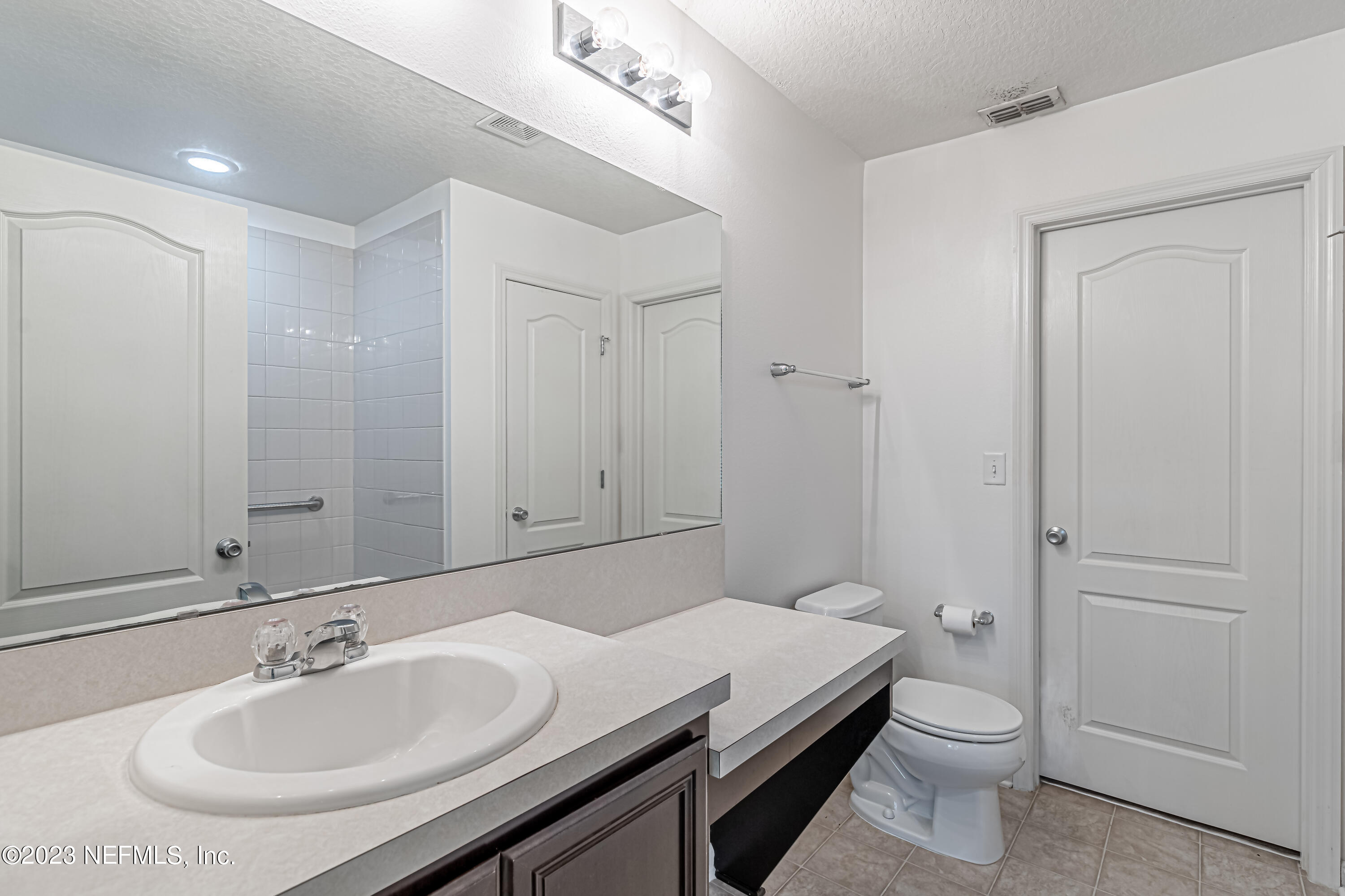 6018 BARTRAM VILLAGE DR