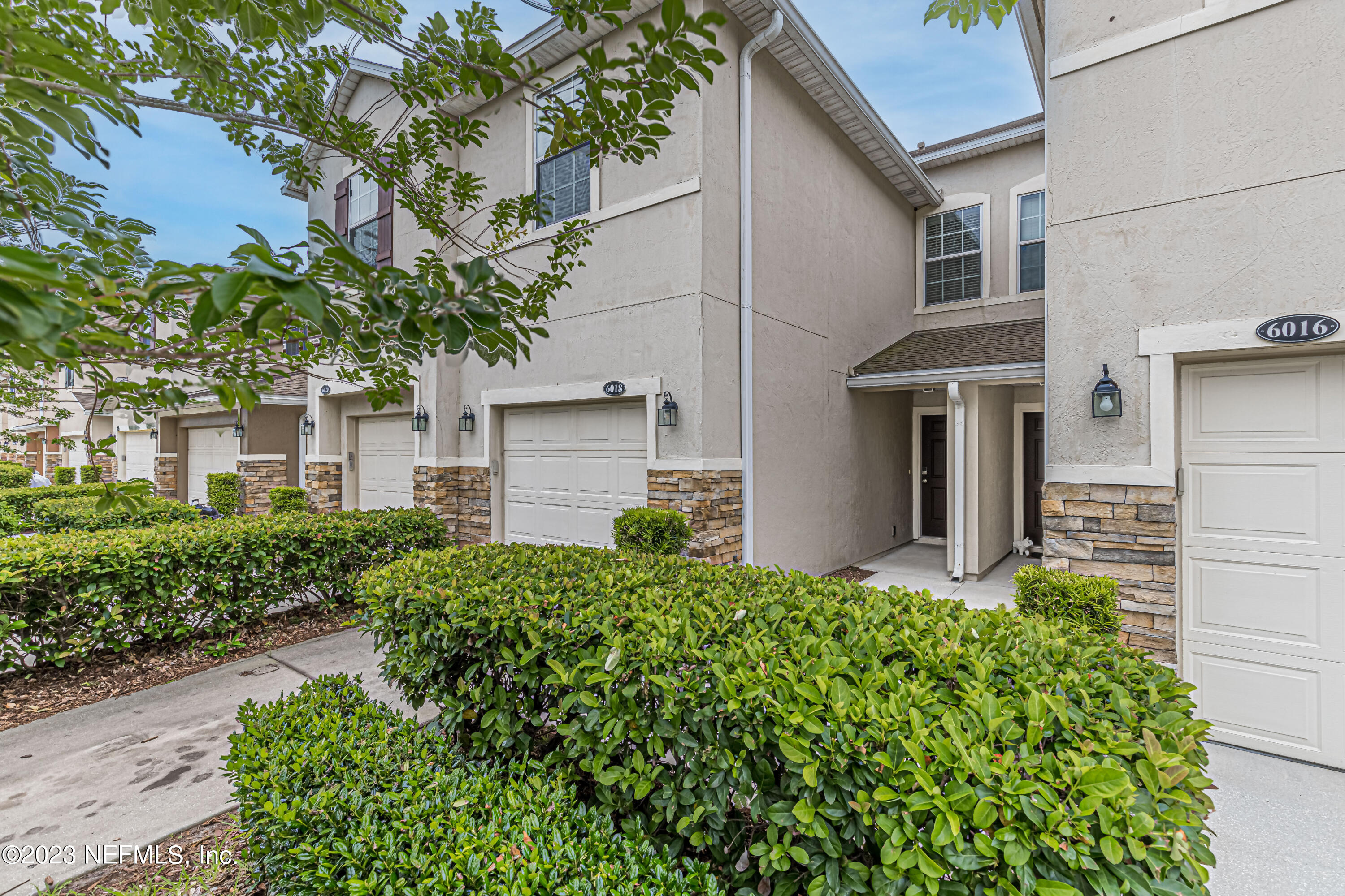 6018 BARTRAM VILLAGE DR