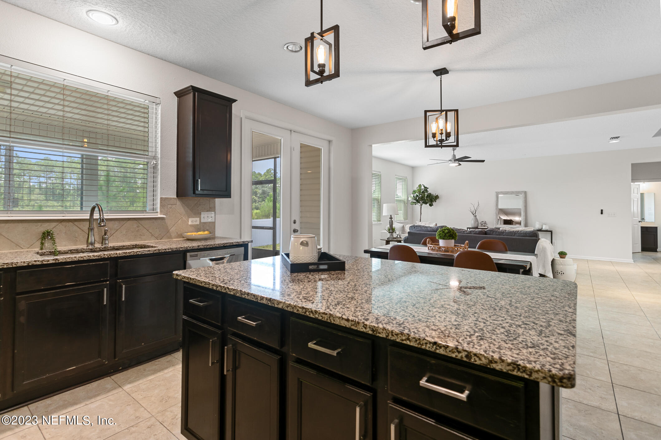 1082 WETLAND RIDGE CIR
