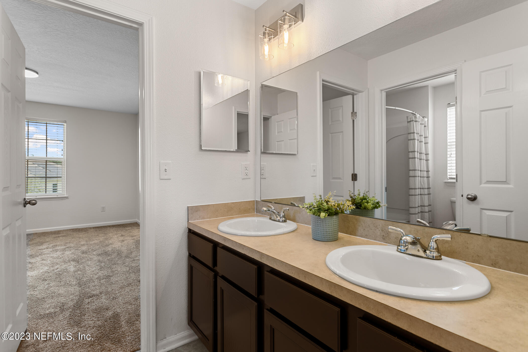 1082 WETLAND RIDGE CIR