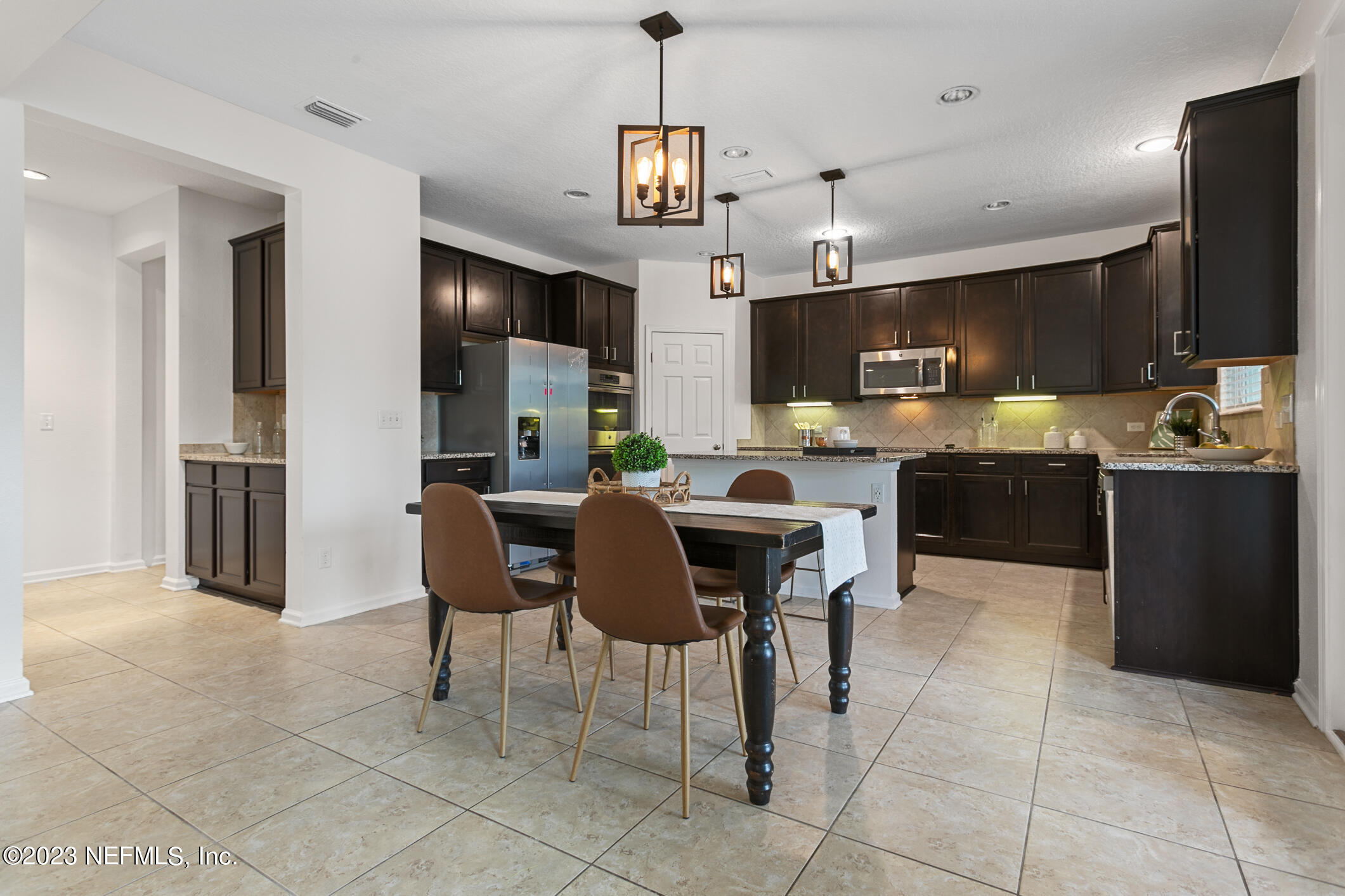 1082 WETLAND RIDGE CIR