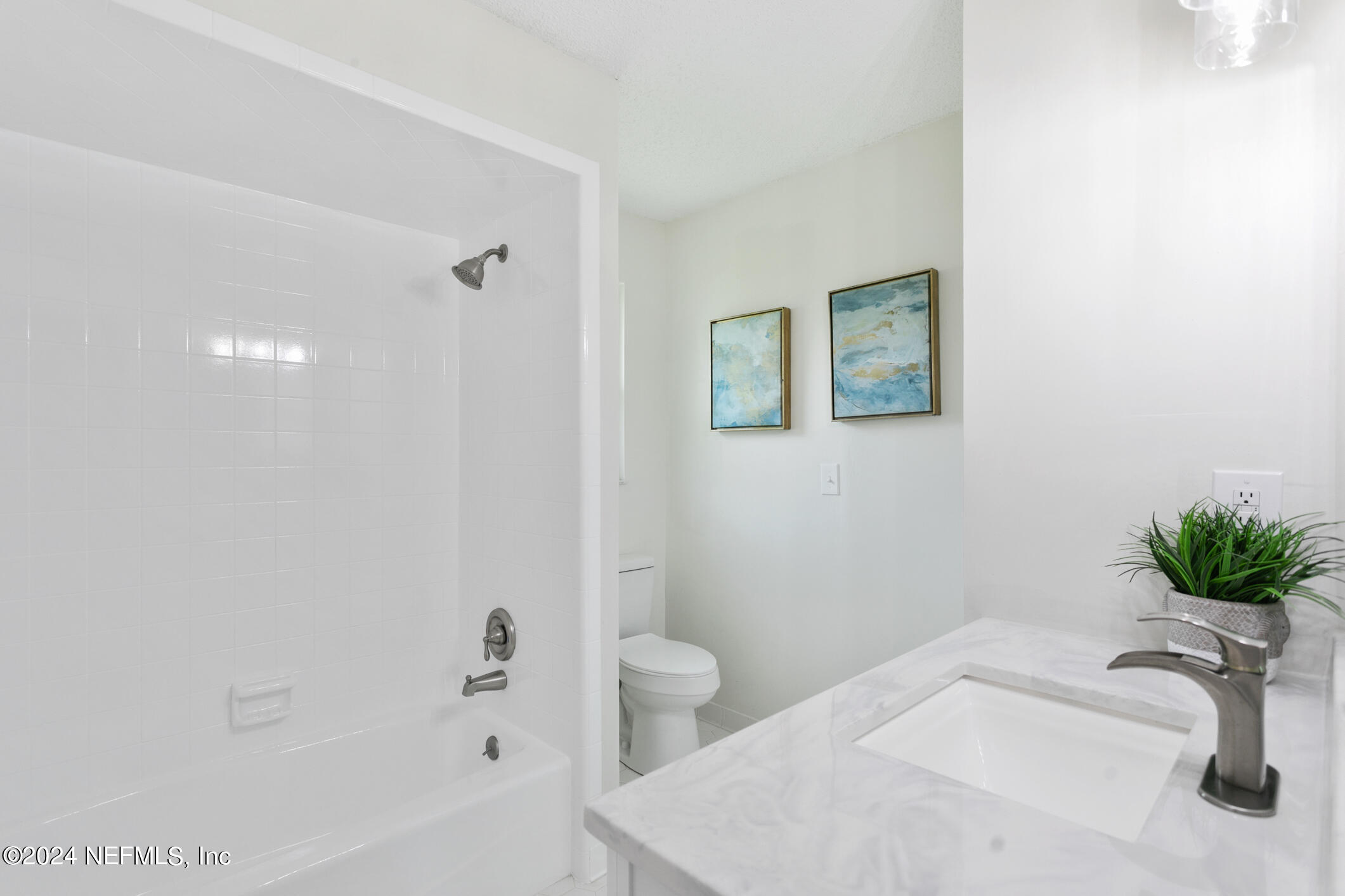 74 BELMONT Boulevard