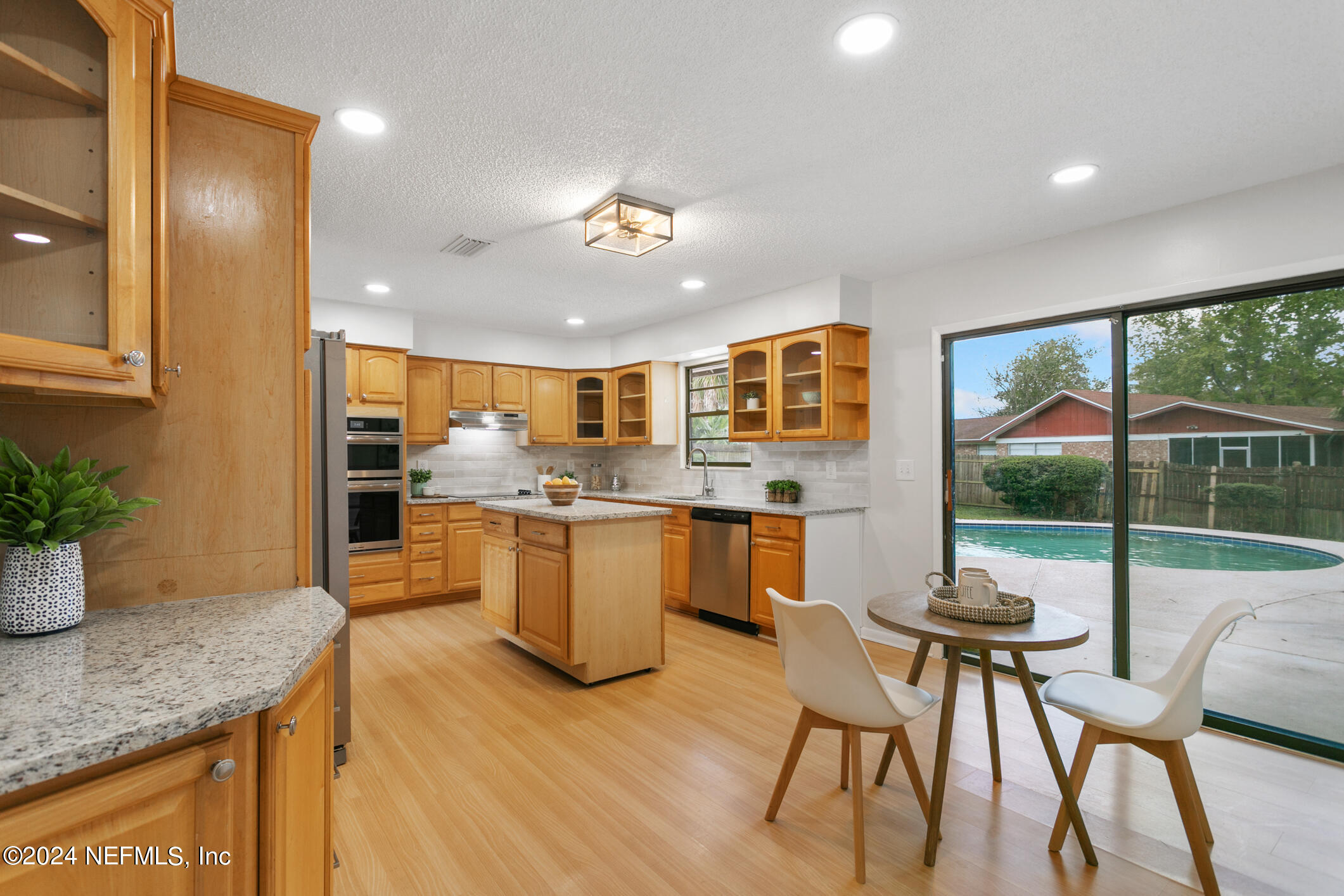 74 BELMONT Boulevard