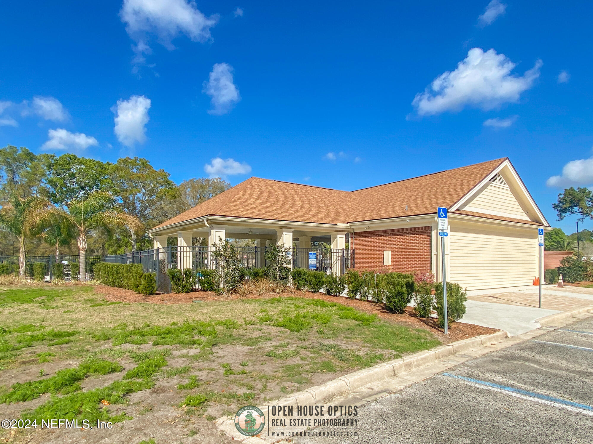 603 THORNWOOD Lane