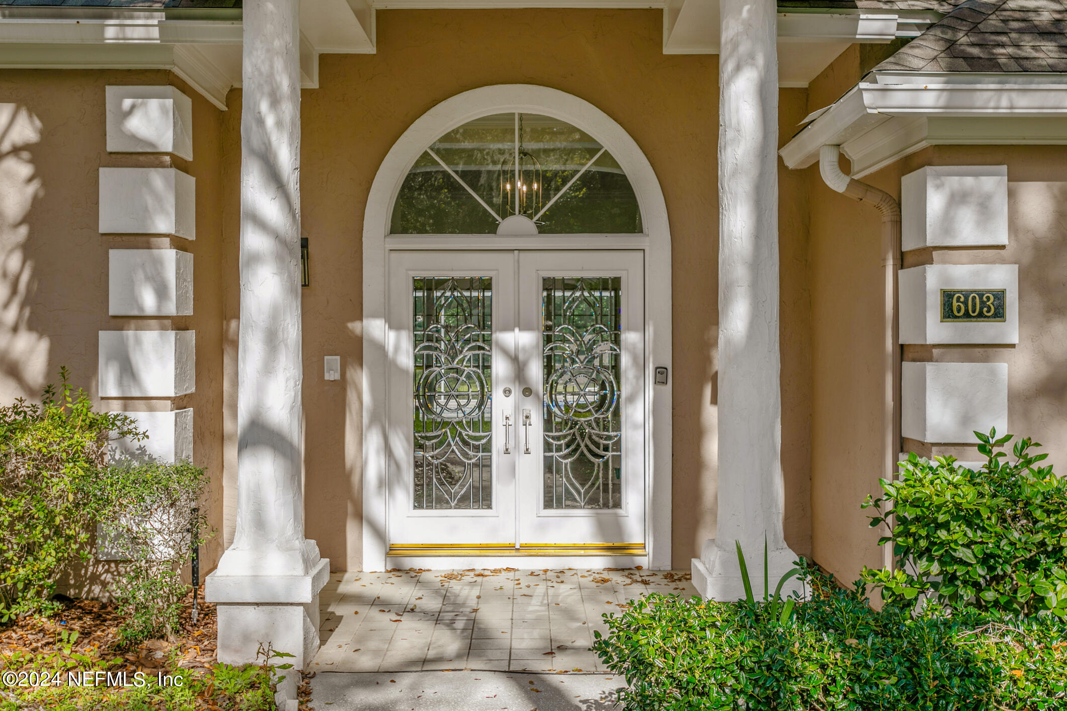 603 THORNWOOD Lane