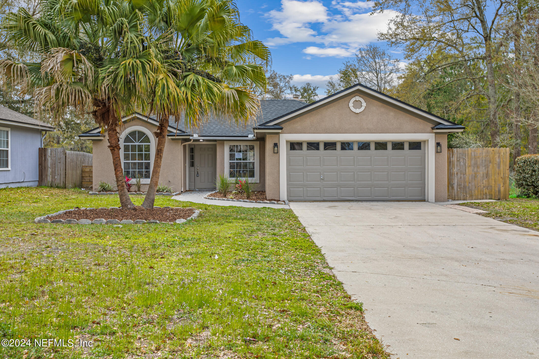1665 SPRING OAKS Lane