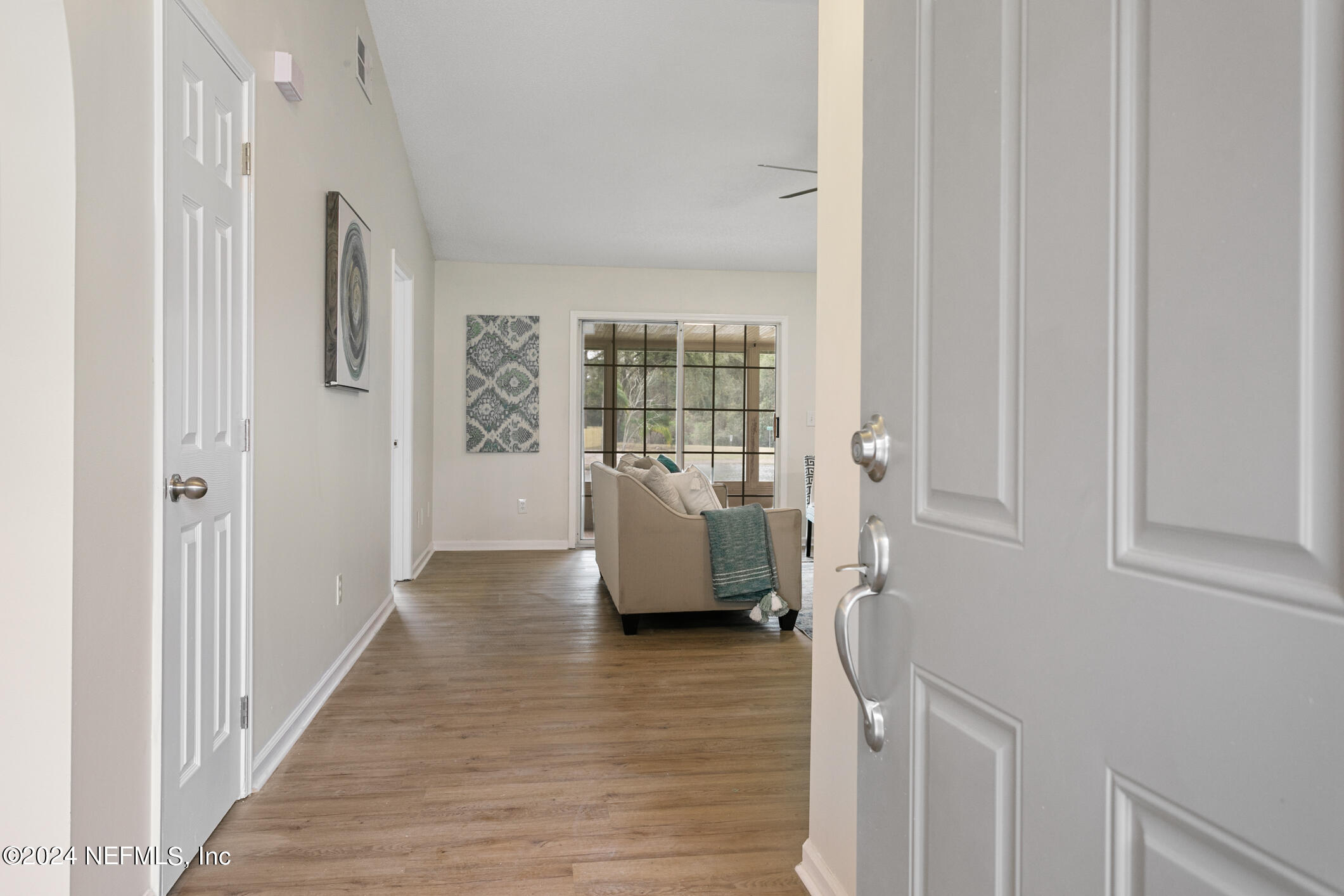 1665 SPRING OAKS Lane