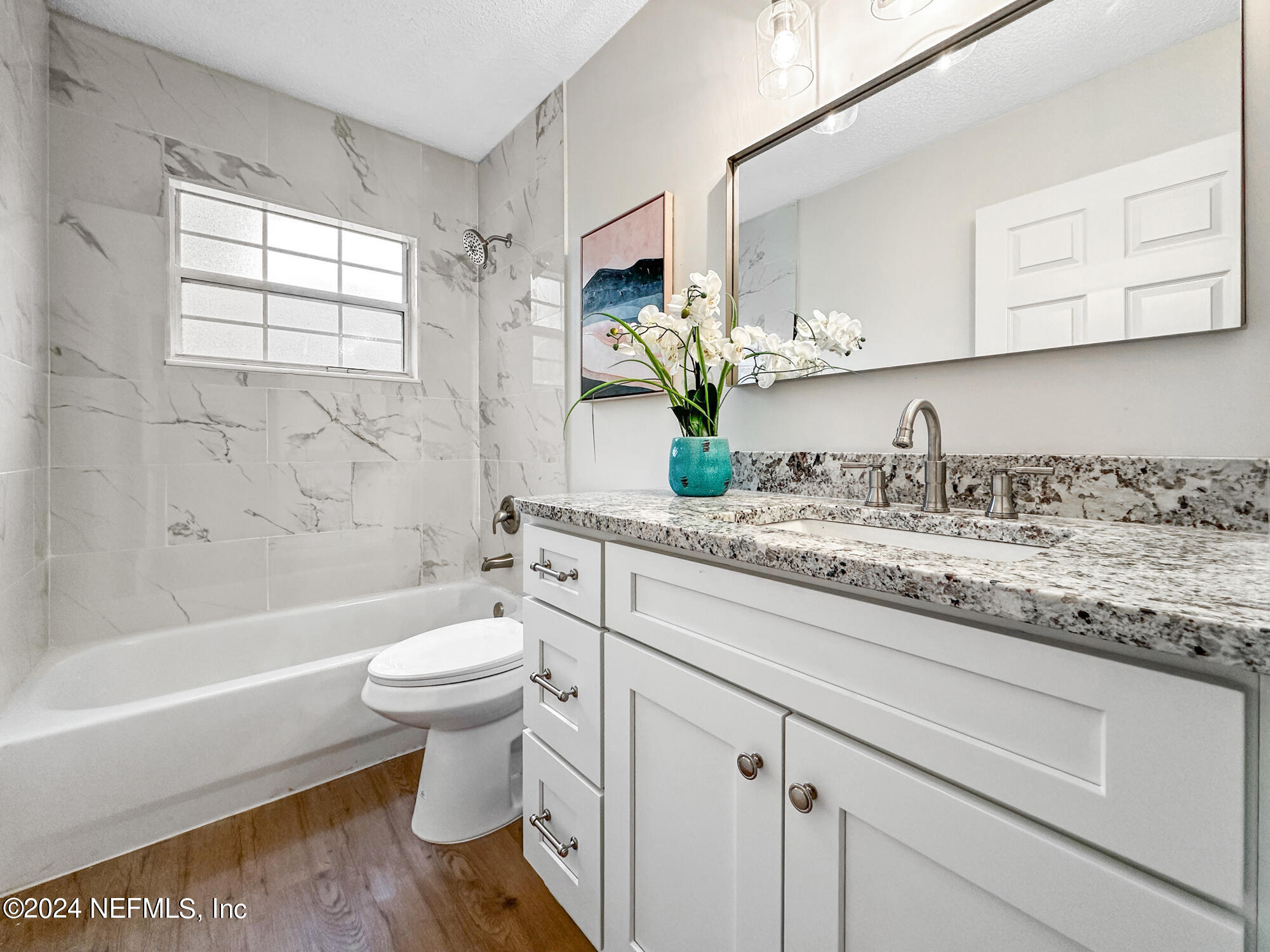 1665 SPRING OAKS Lane