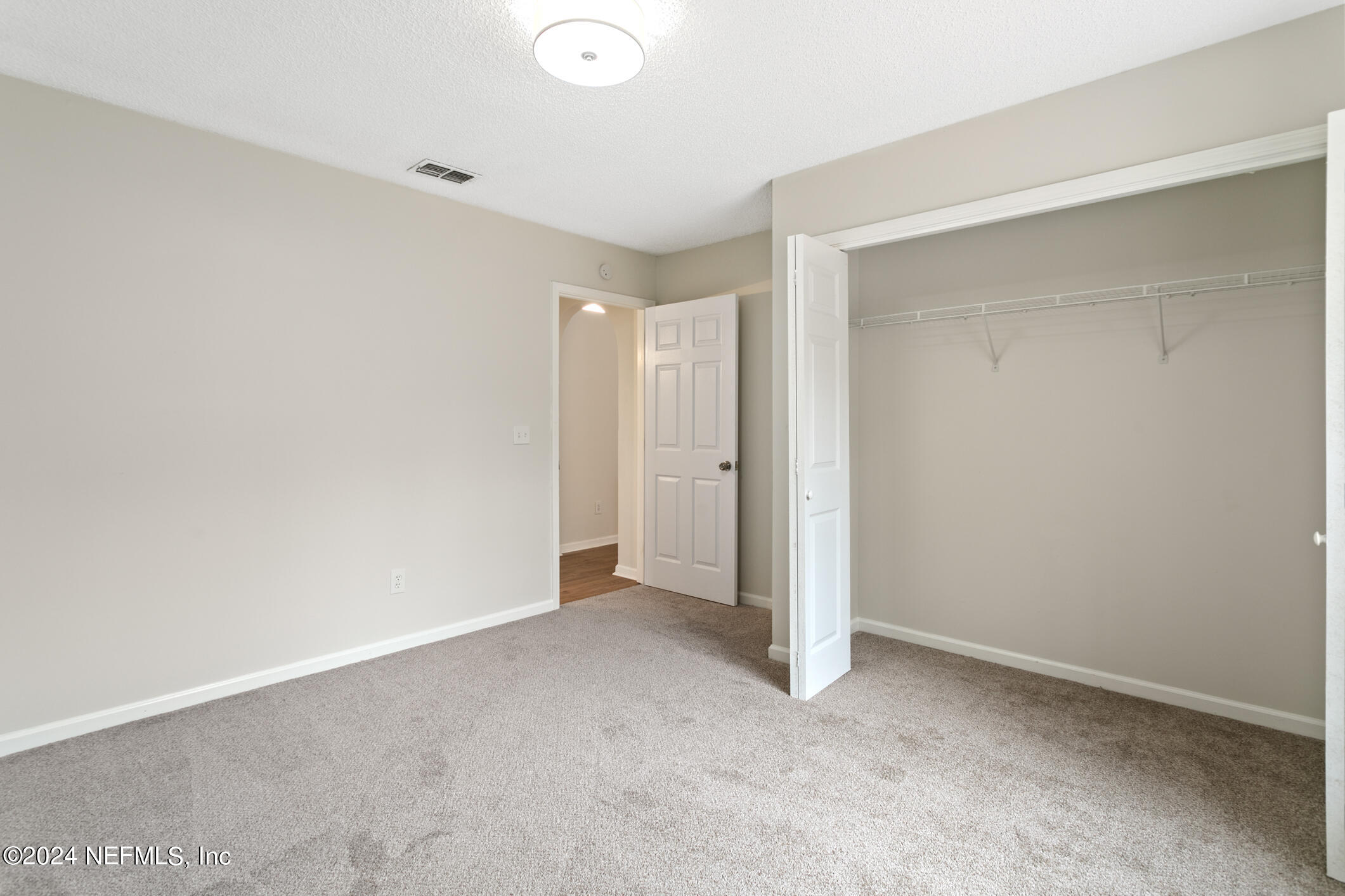 1665 SPRING OAKS Lane