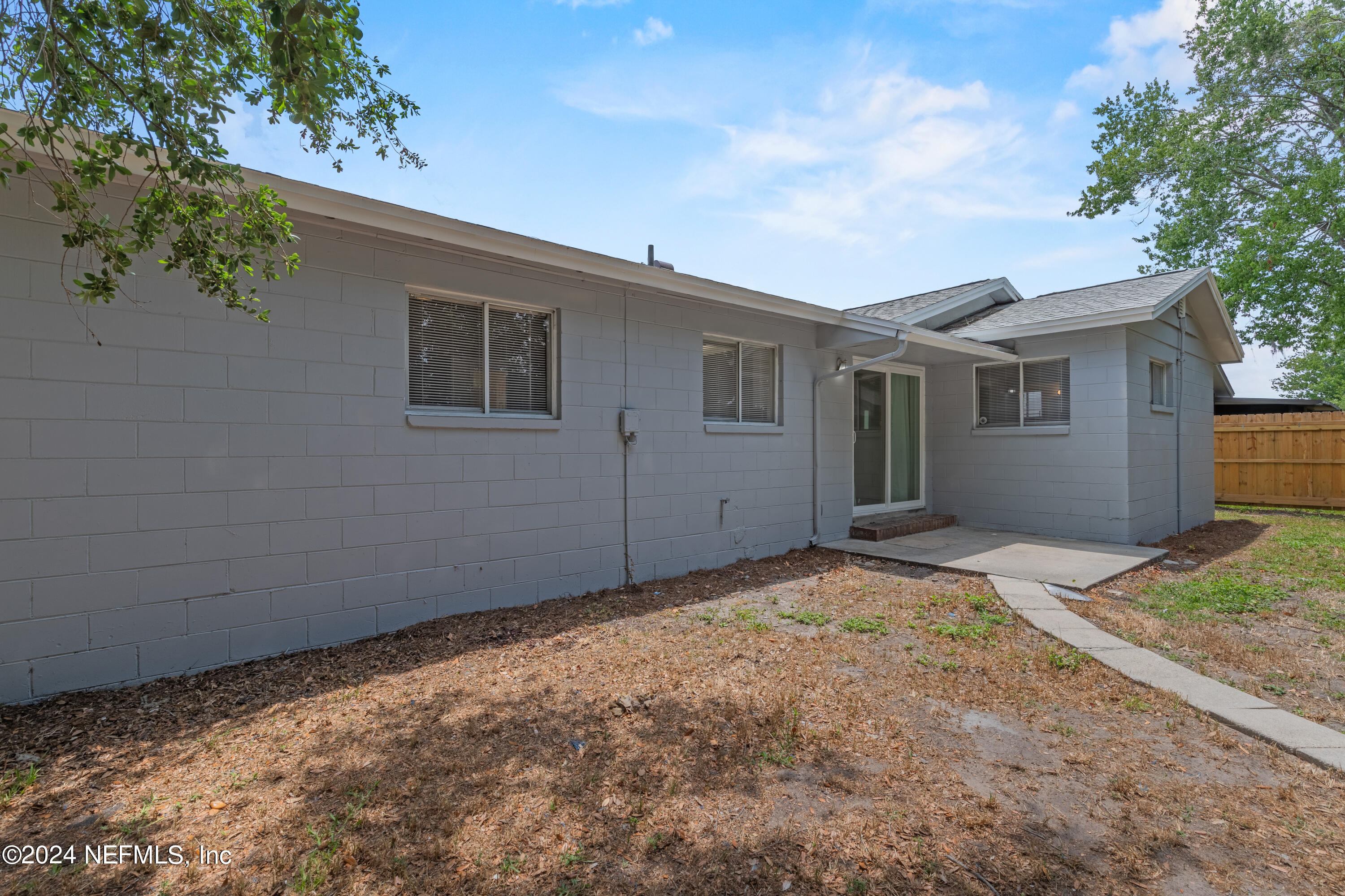 8355 ROCKLAND Drive