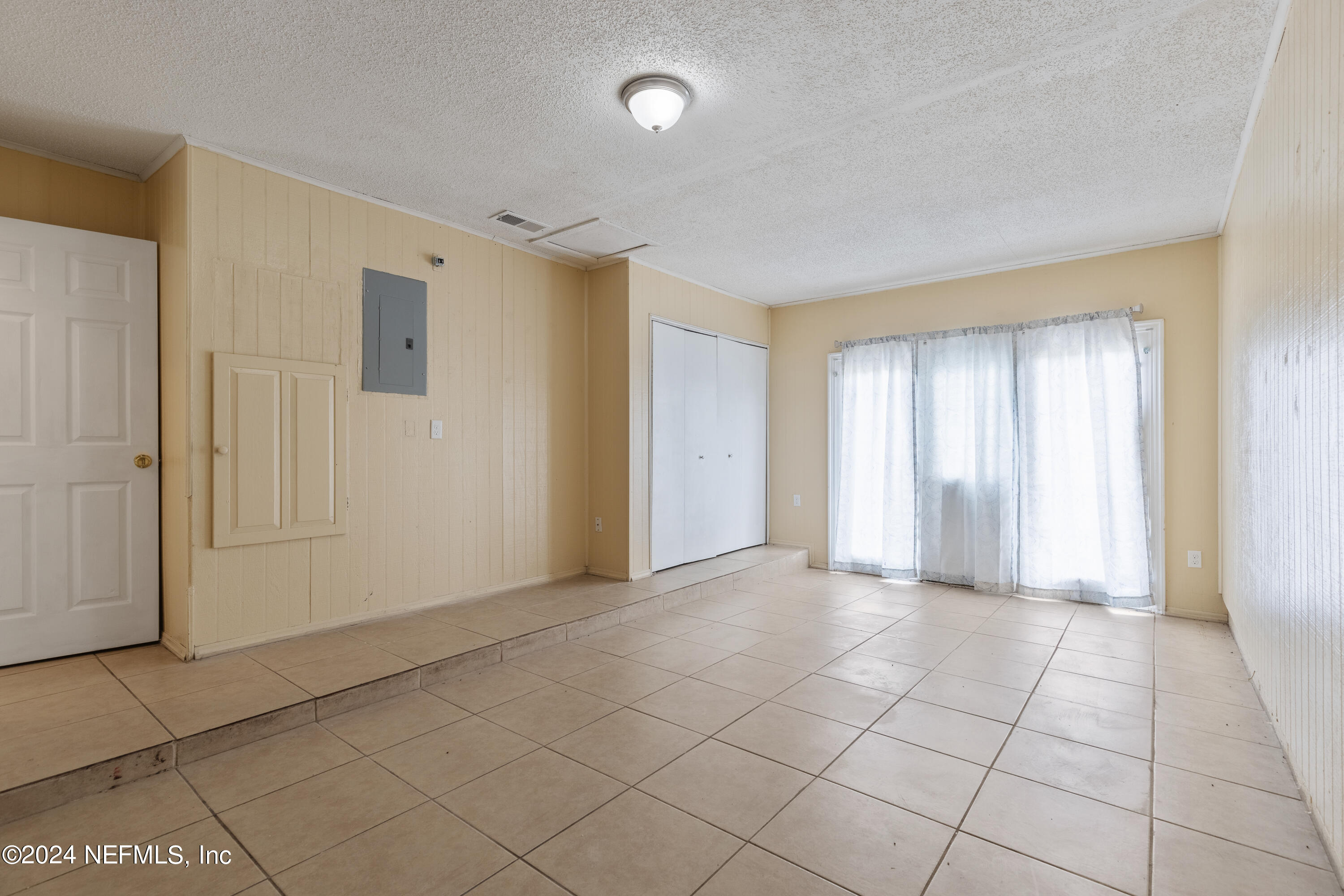 8355 ROCKLAND Drive