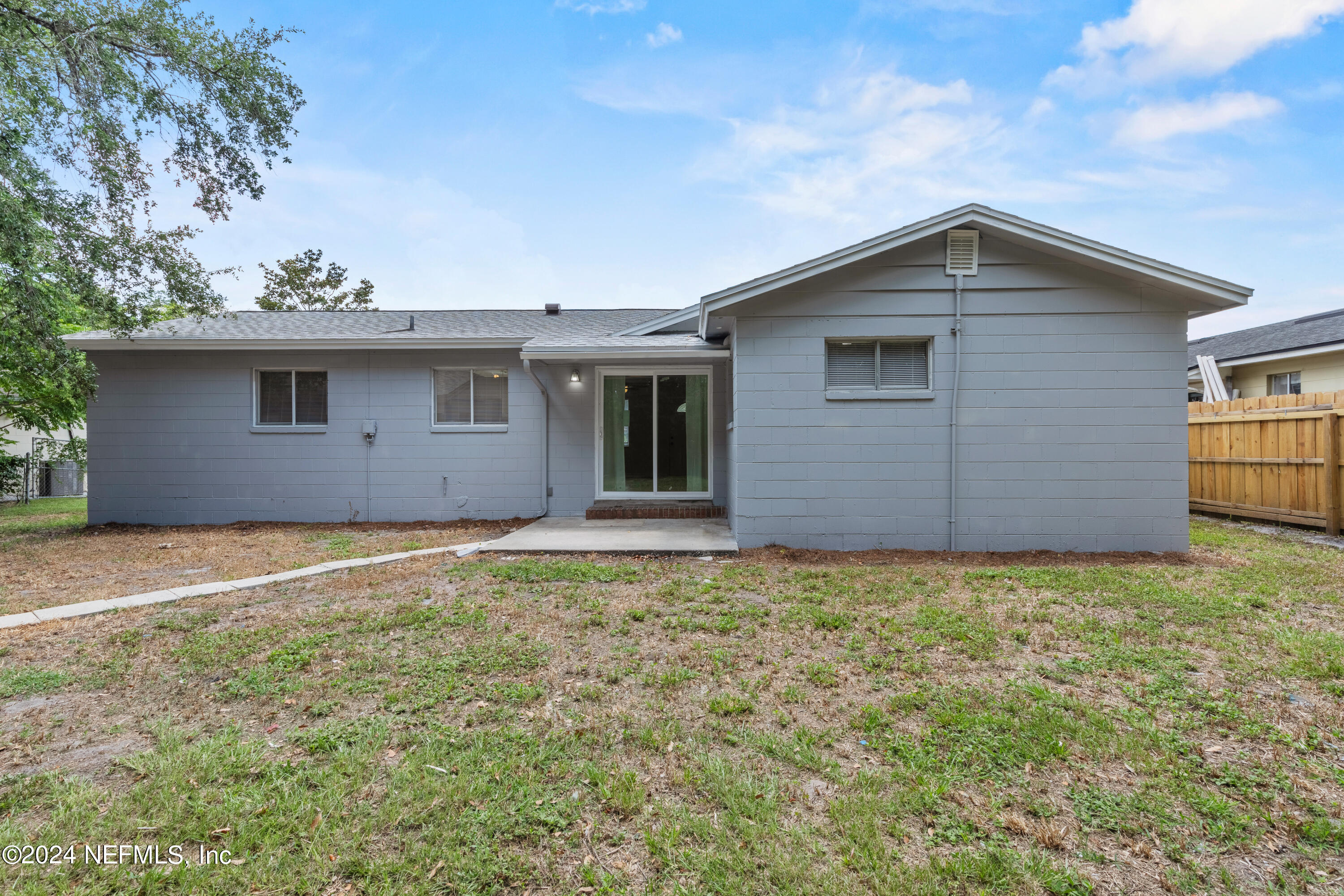 8355 ROCKLAND Drive