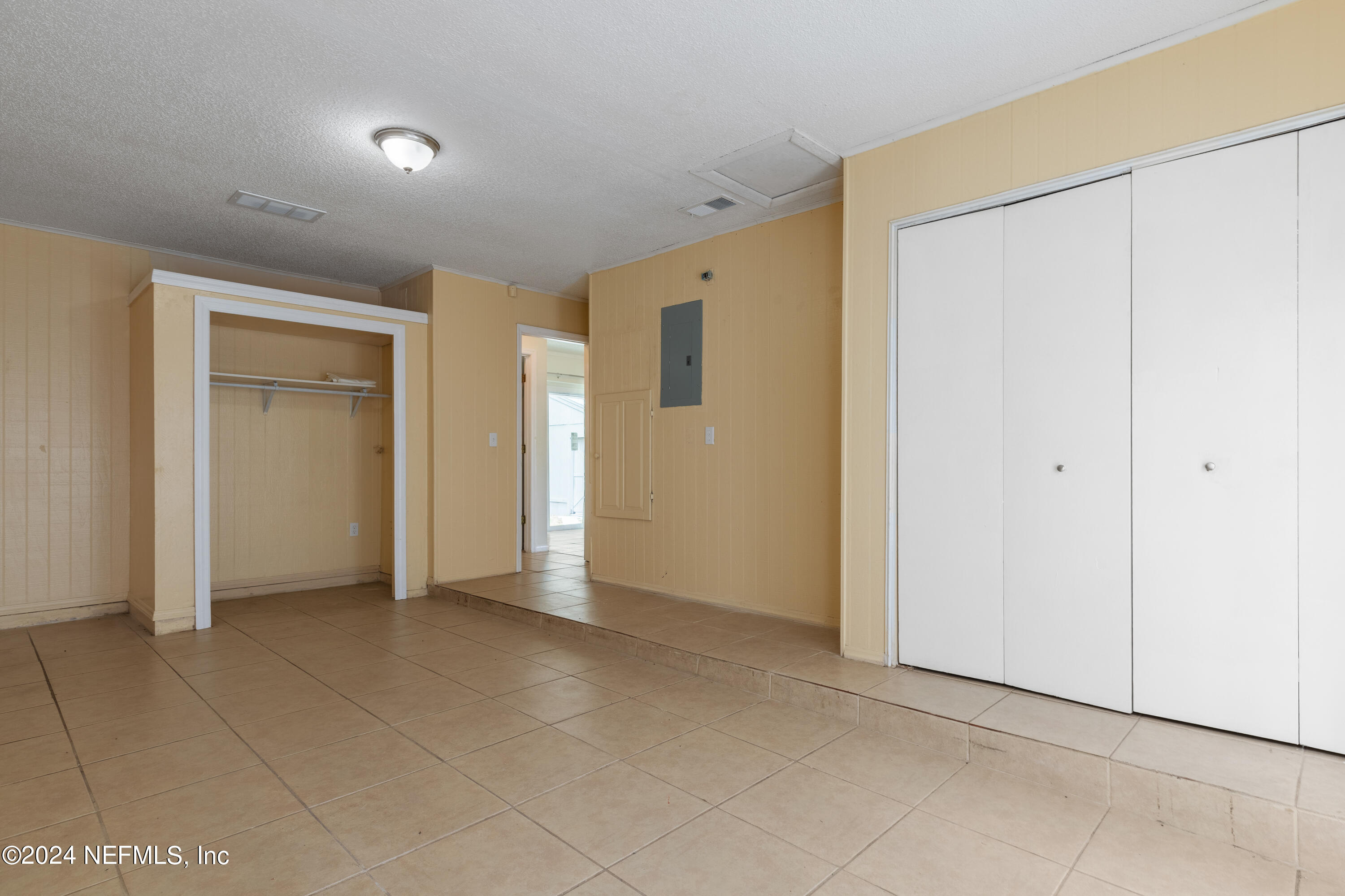 8355 ROCKLAND Drive