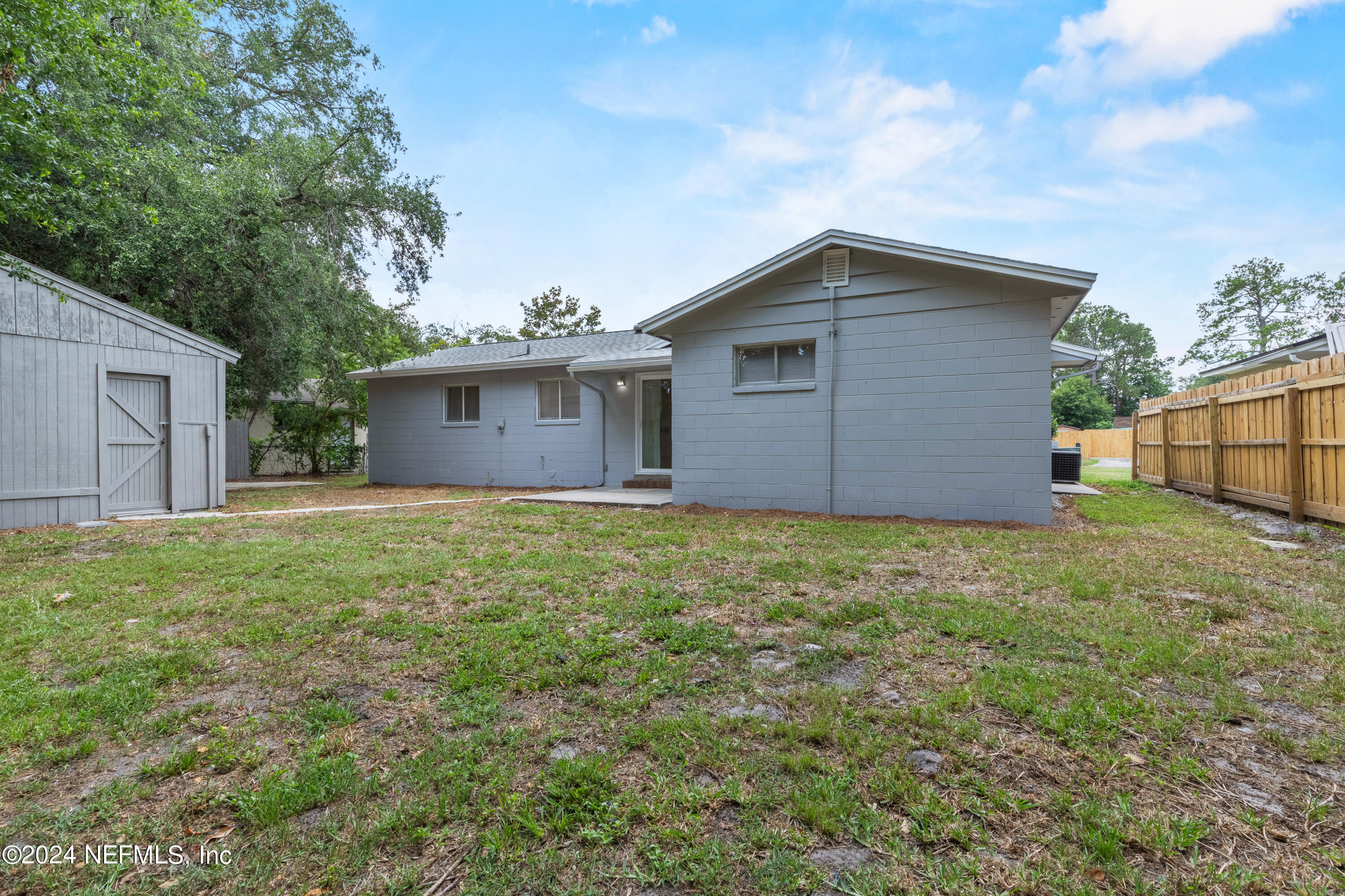 8355 ROCKLAND Drive