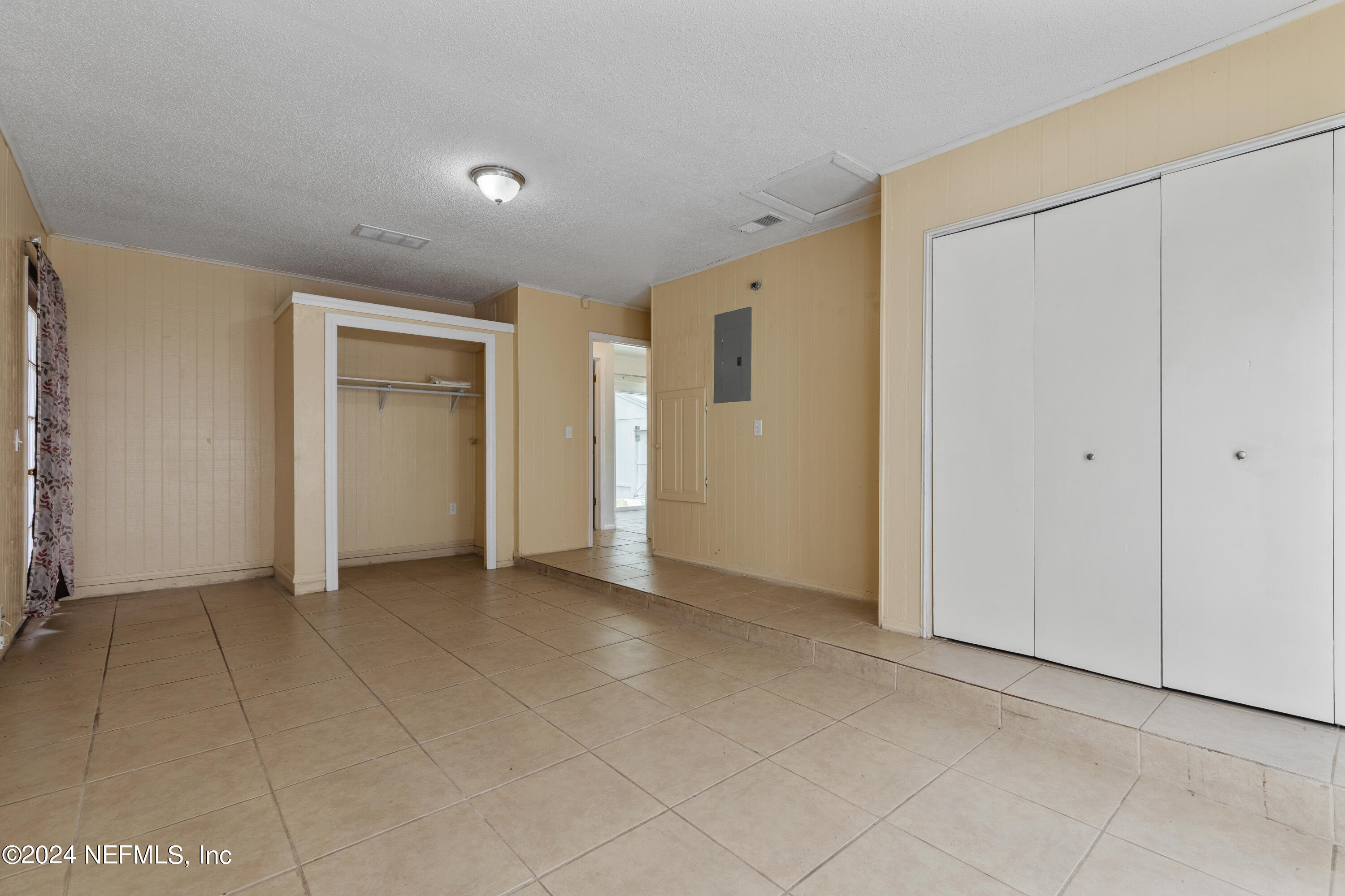 8355 ROCKLAND Drive