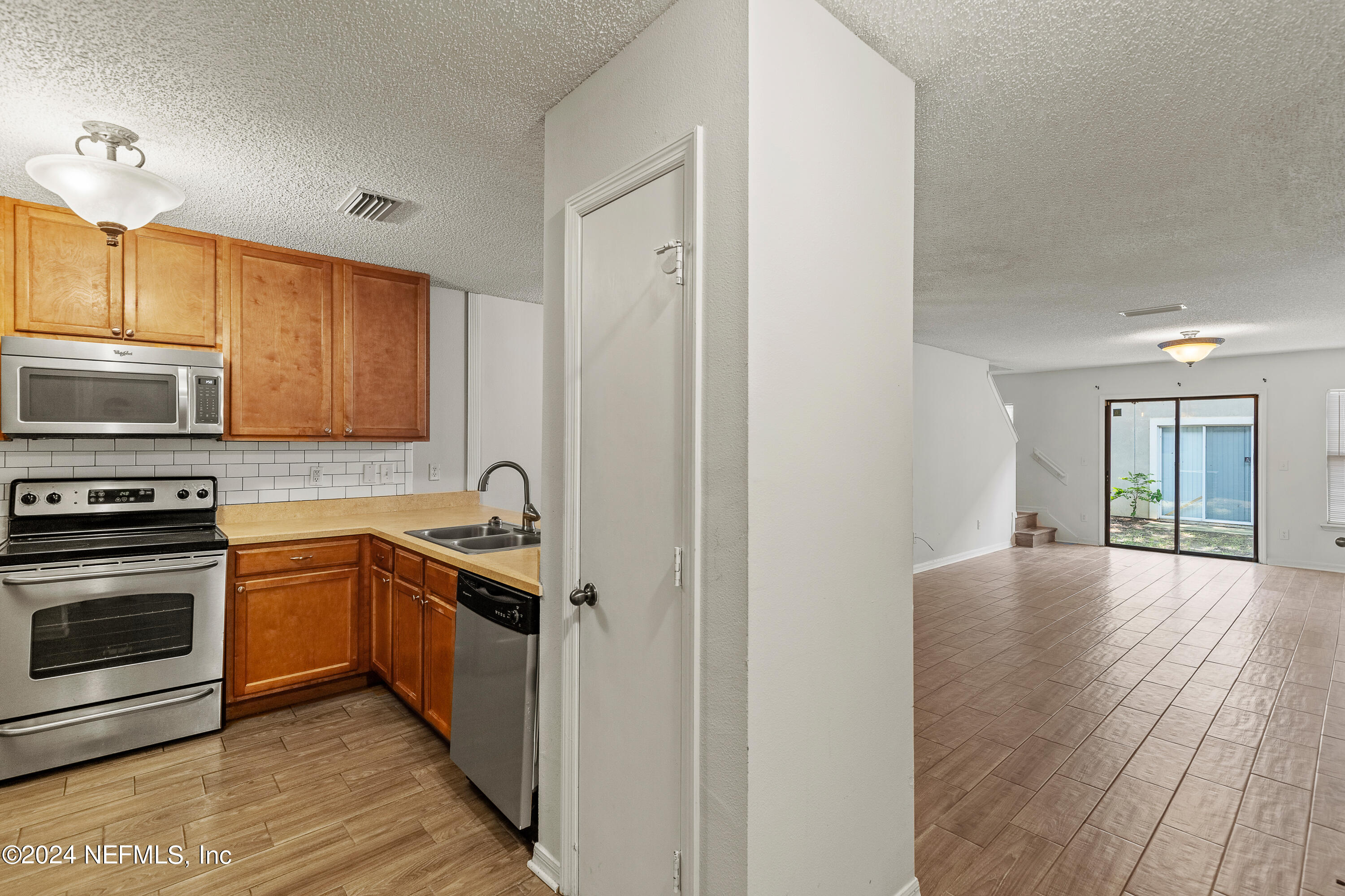 4607 CRIB Court