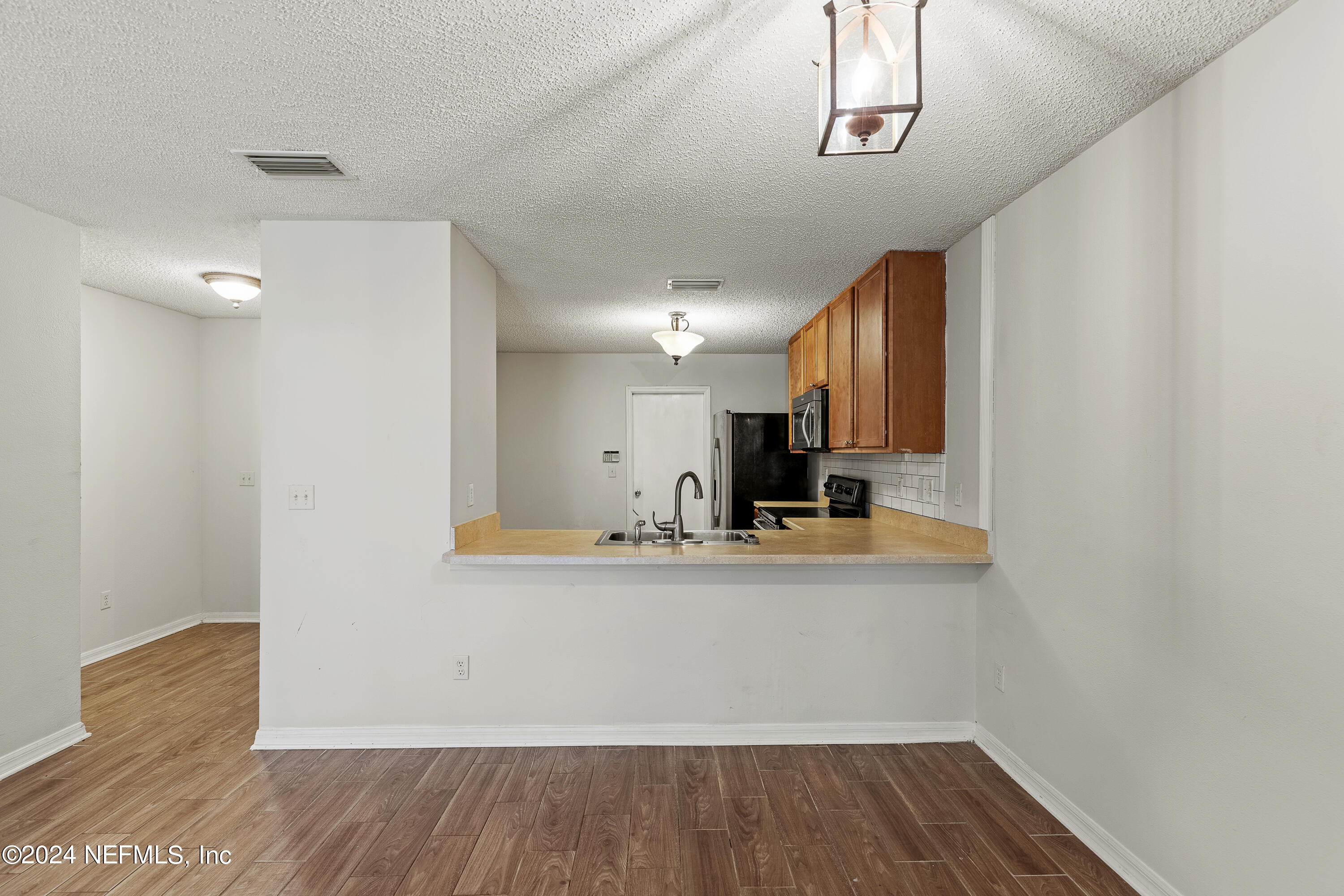 4607 CRIB Court