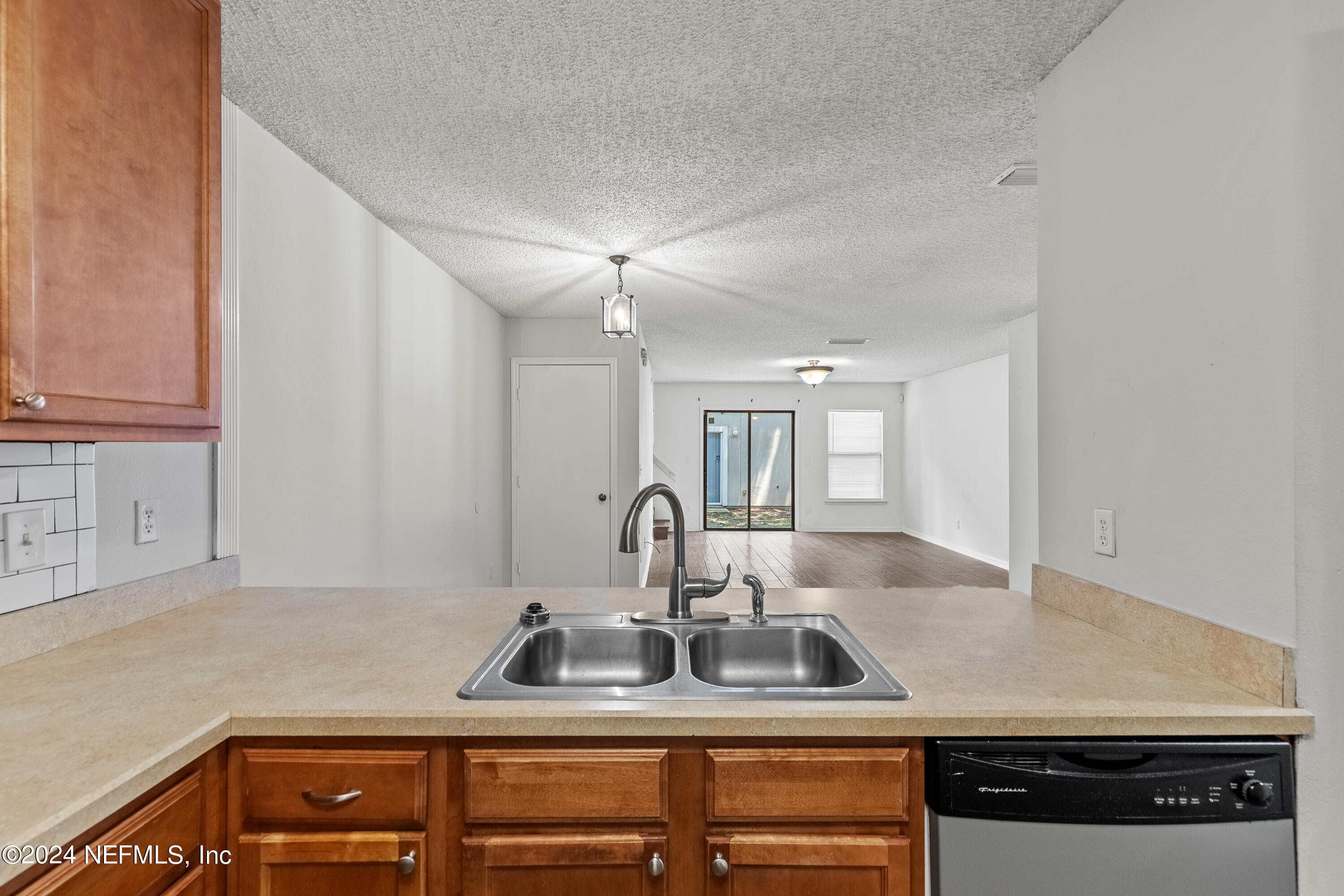 4607 CRIB Court