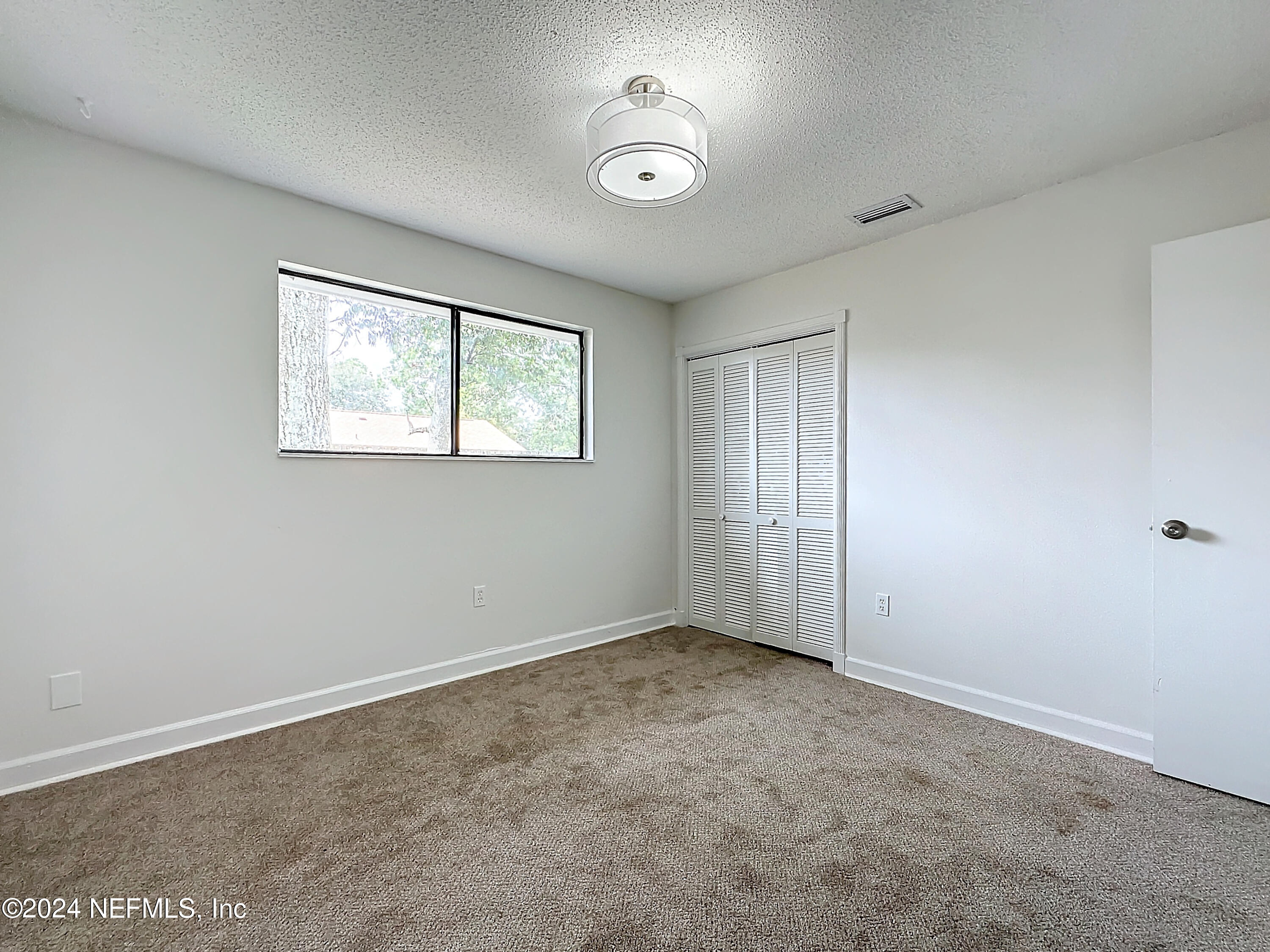 8482 BLUESTEM Court