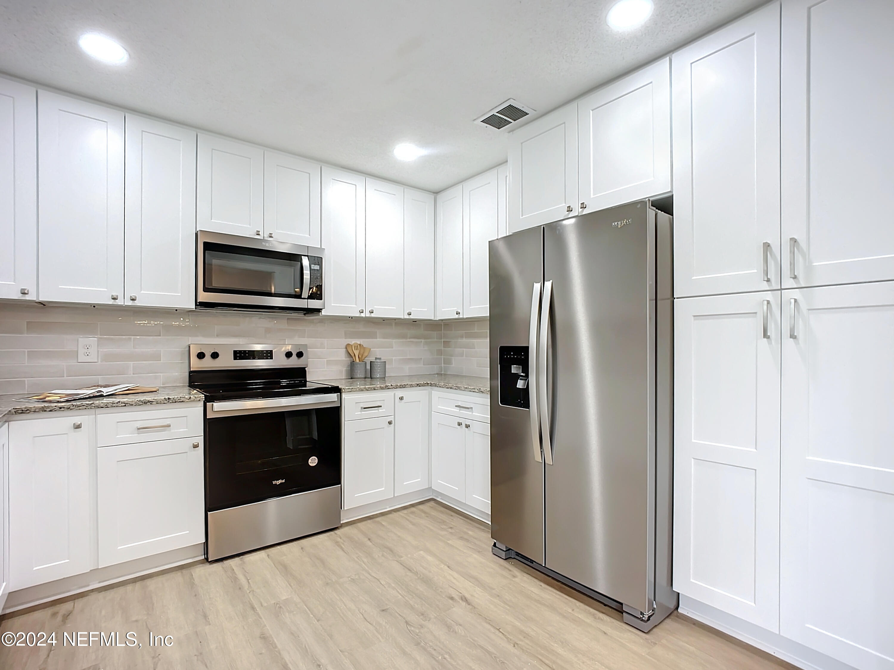 8482 BLUESTEM Court