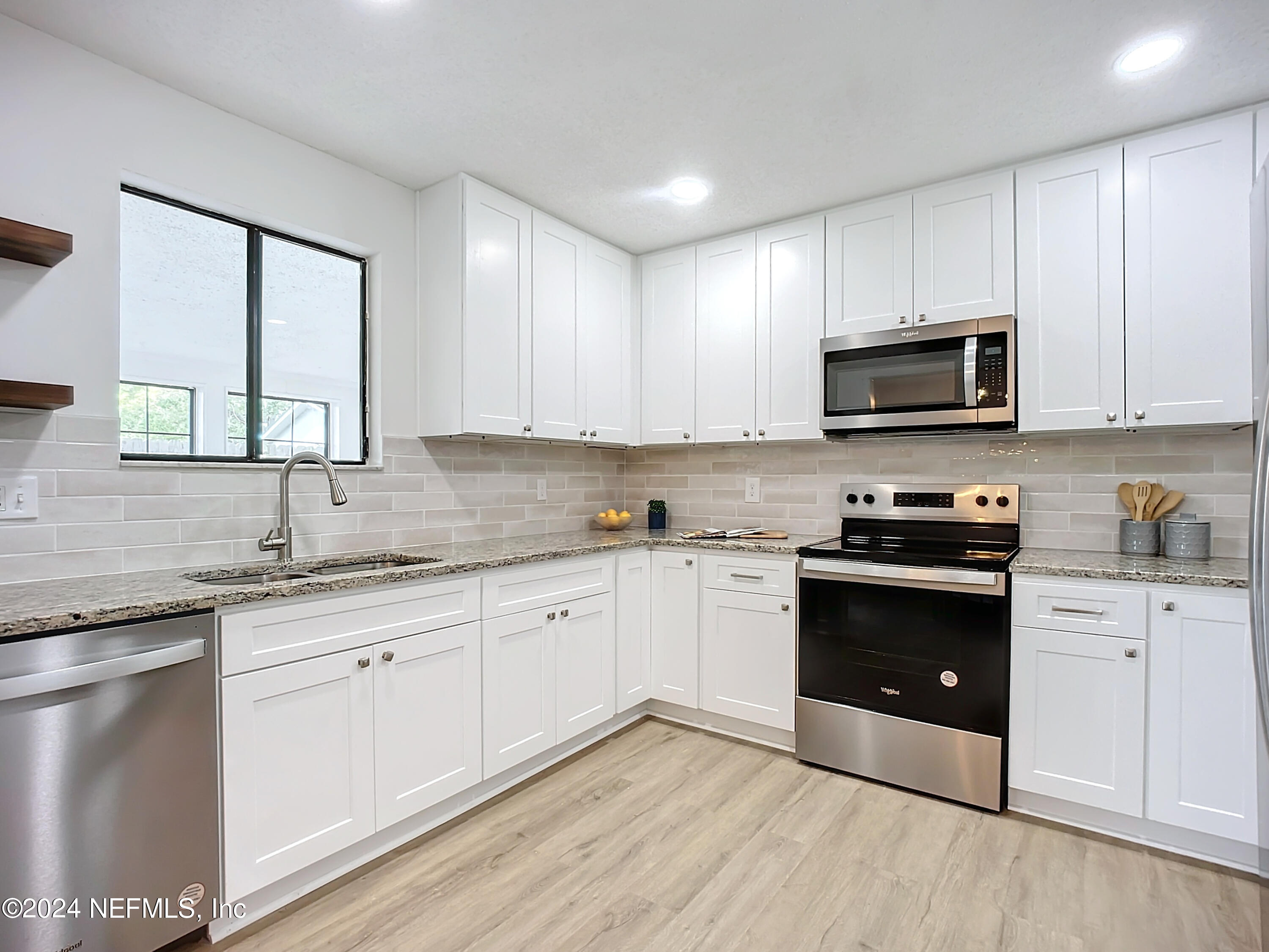 8482 BLUESTEM Court