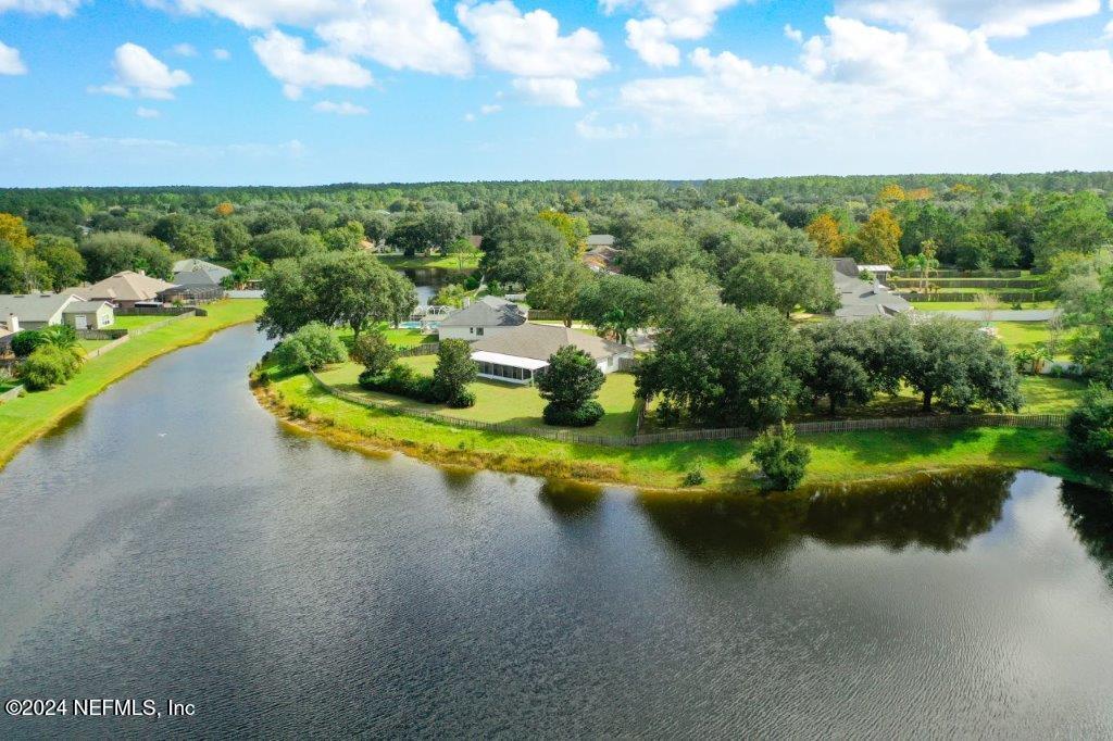 528 BAY HOLLOW Court