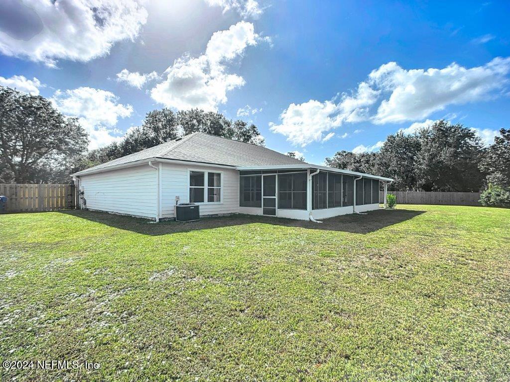 528 BAY HOLLOW Court