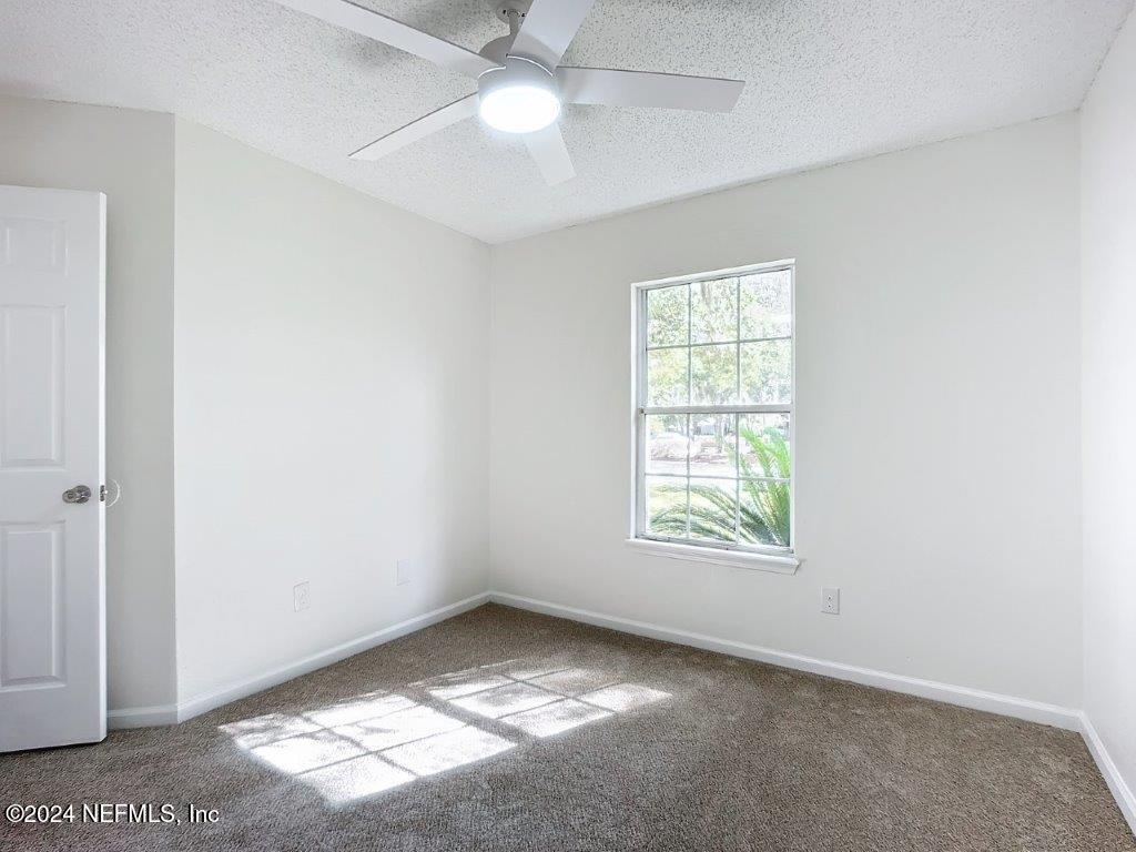 528 BAY HOLLOW Court