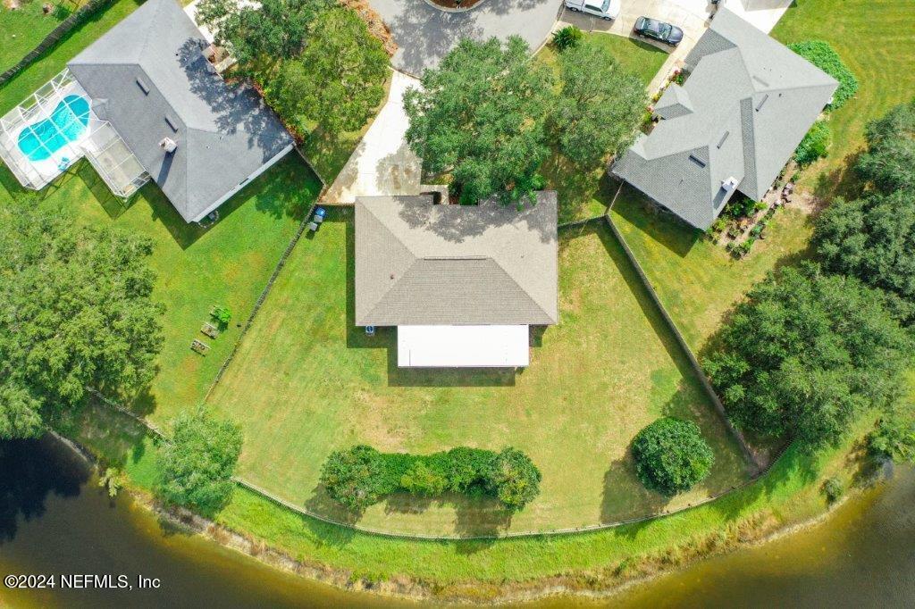 528 BAY HOLLOW Court