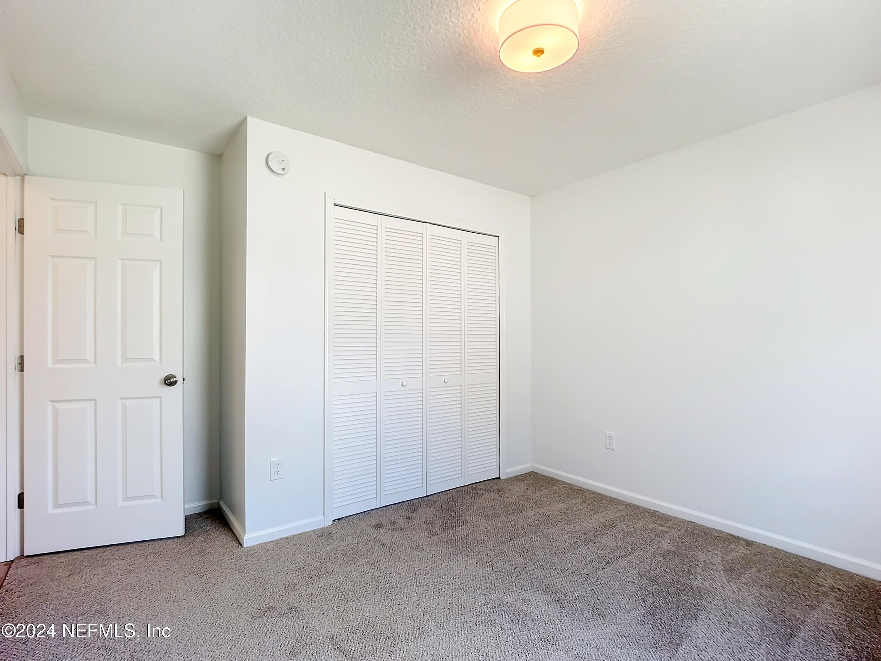8078 SUN VALLEY Drive