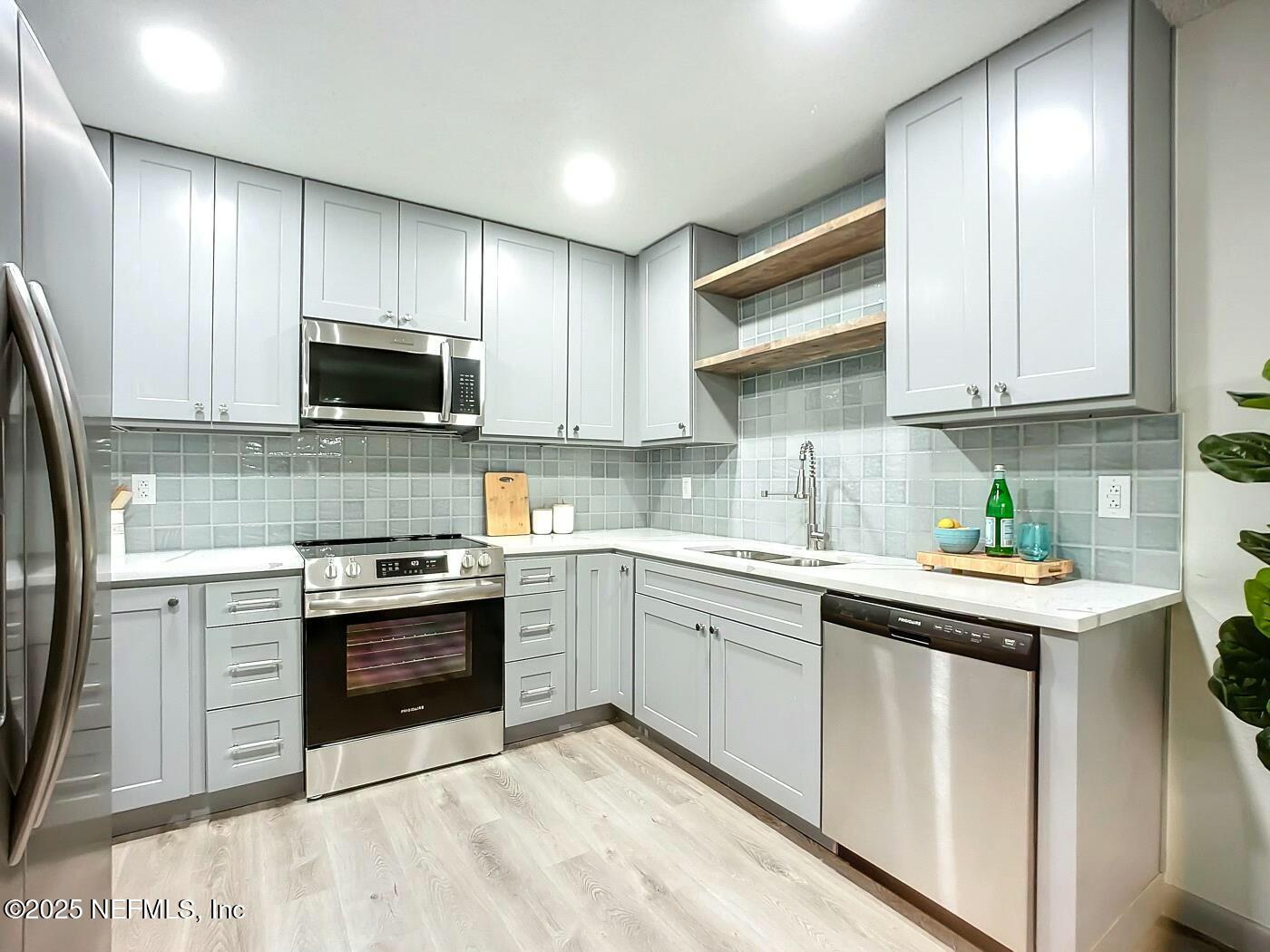 7446 SPINOLA Road