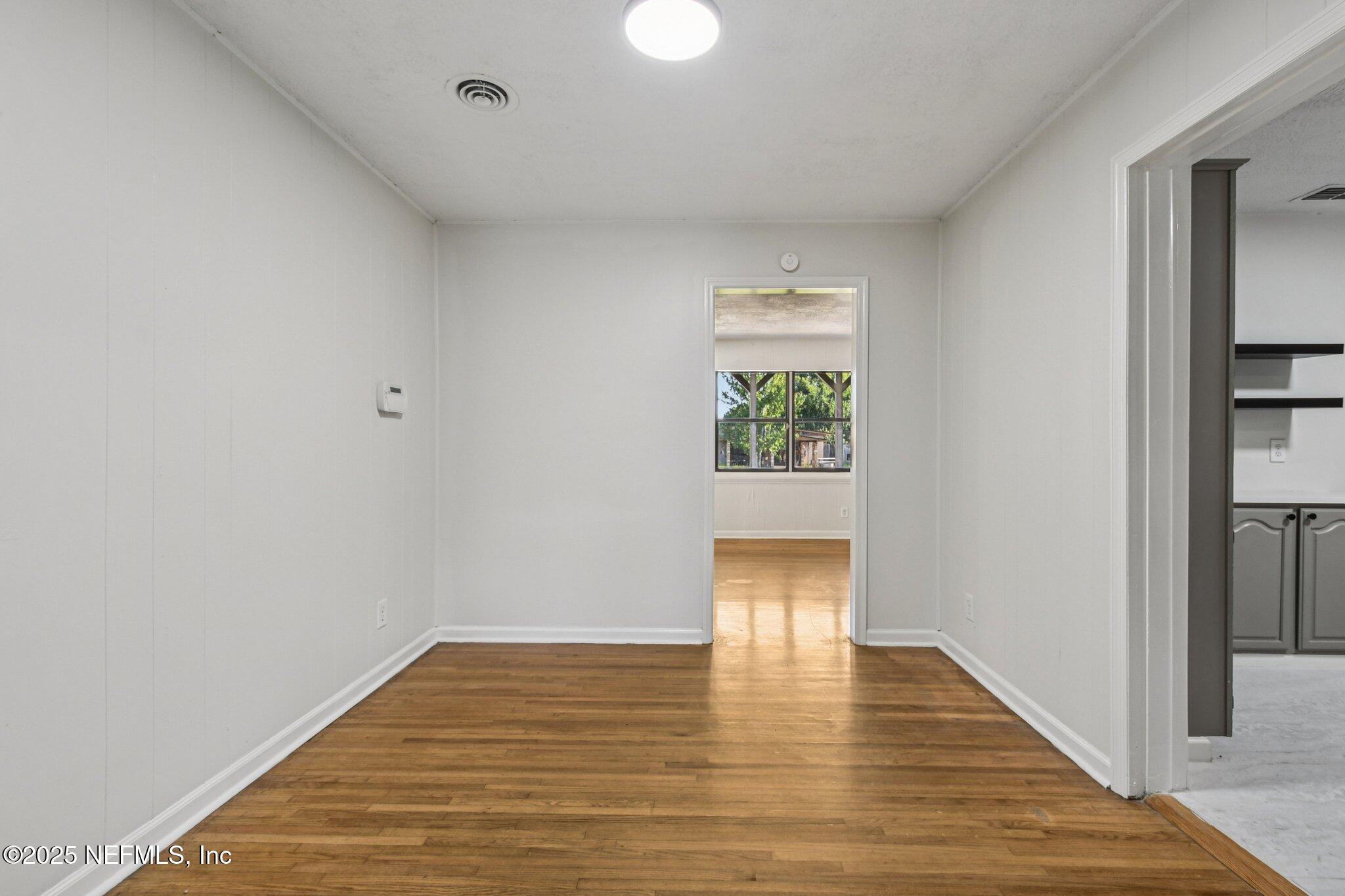 6524 SOLANDRA Drive