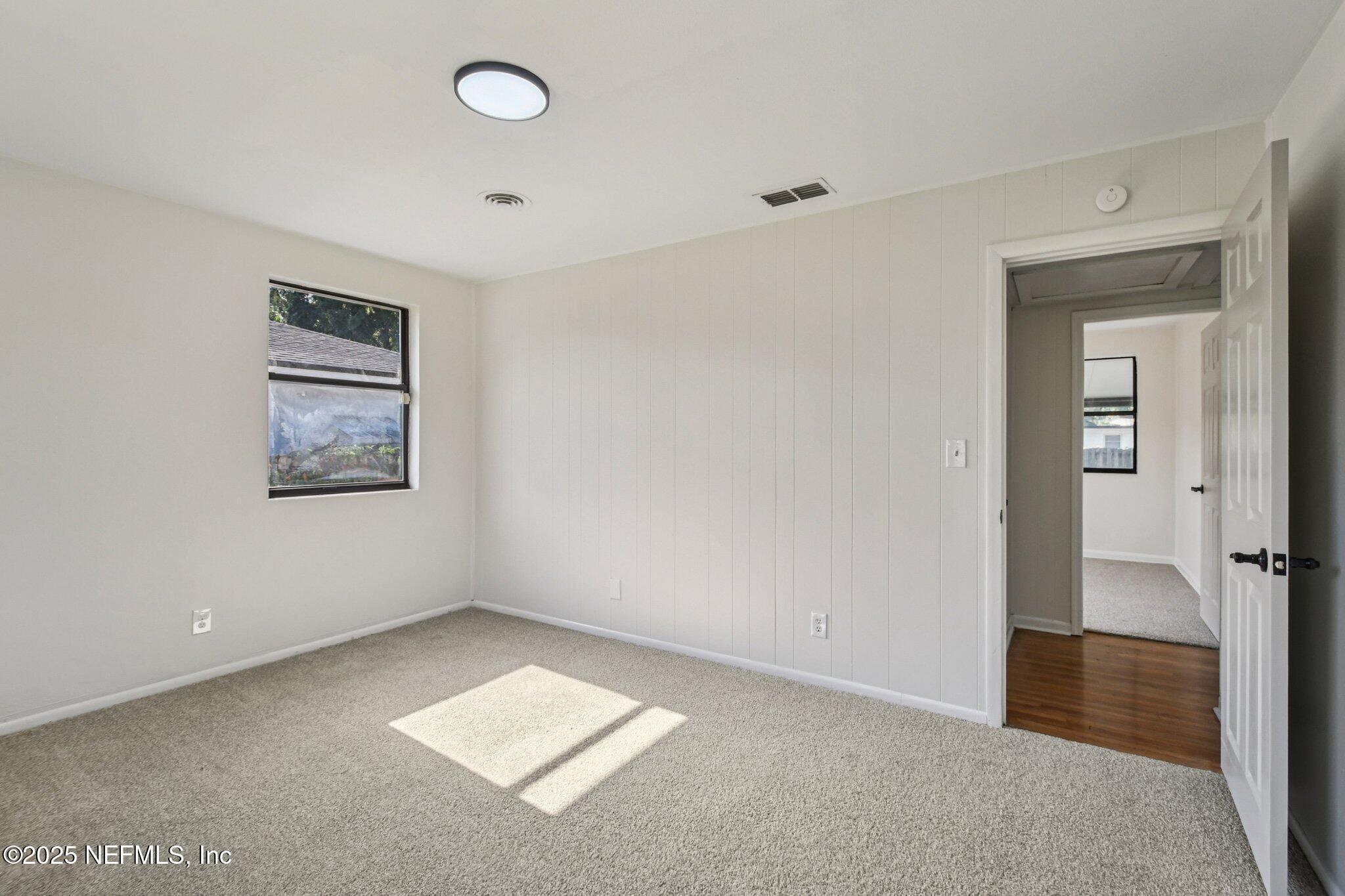 6524 SOLANDRA Drive