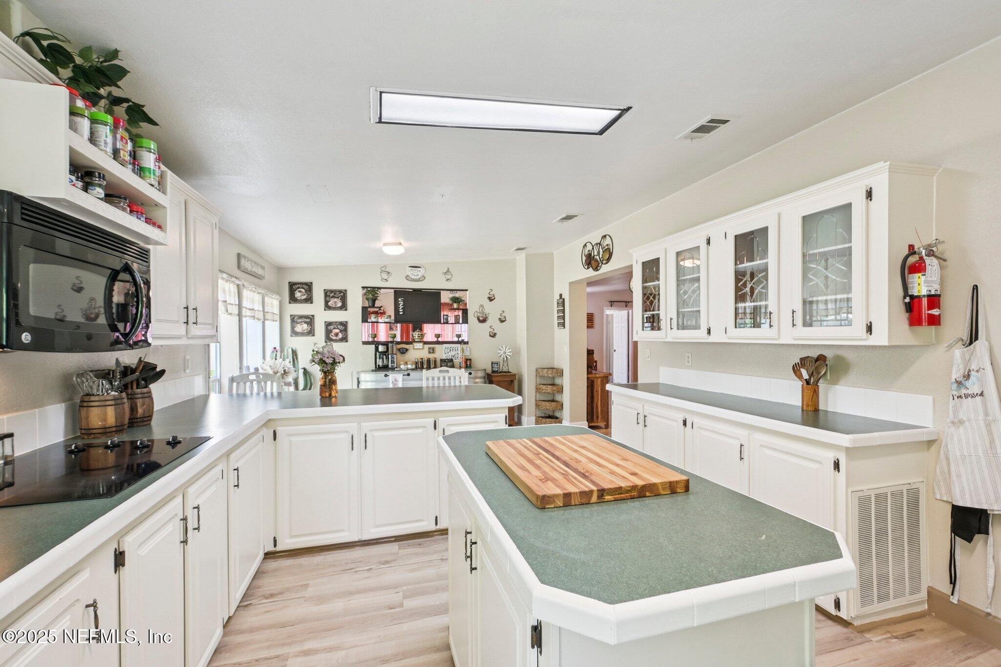 86112 LOFTON Court