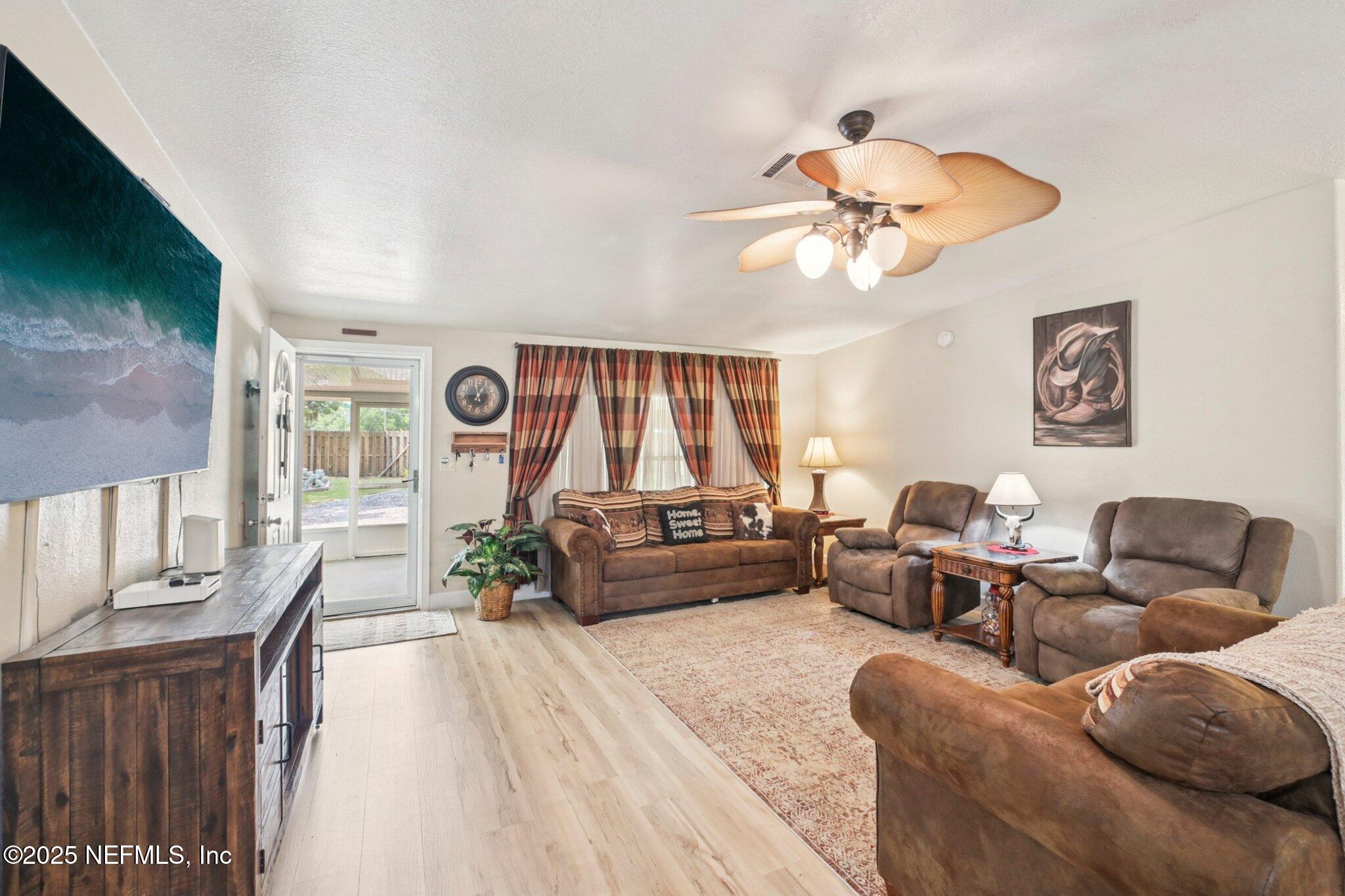 86112 LOFTON Court