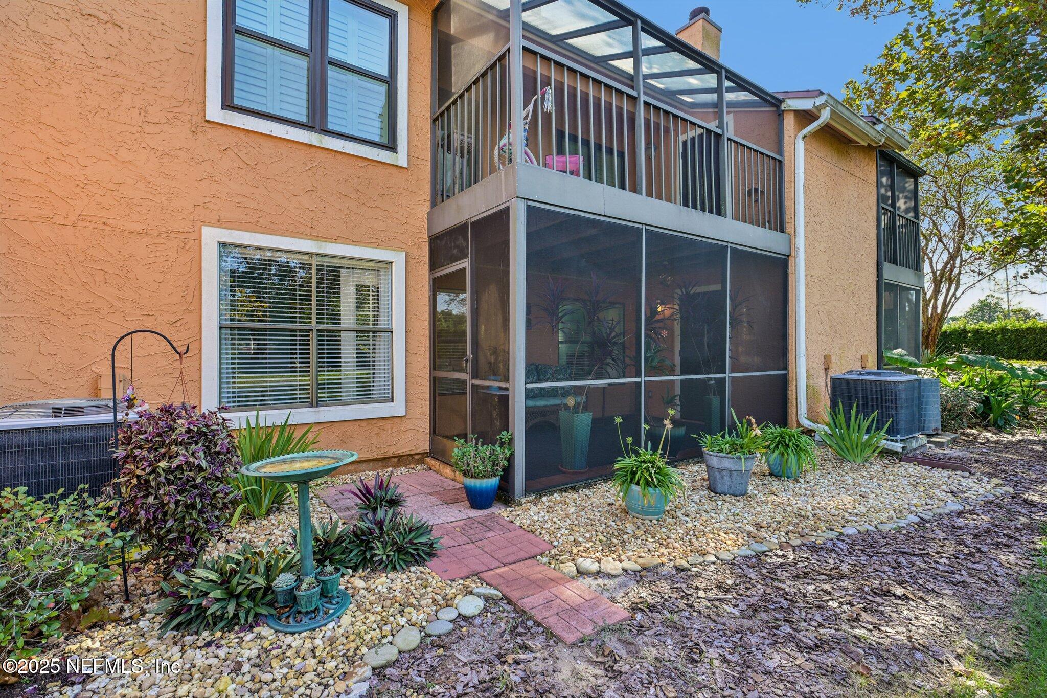 930 SEASHELL Lane