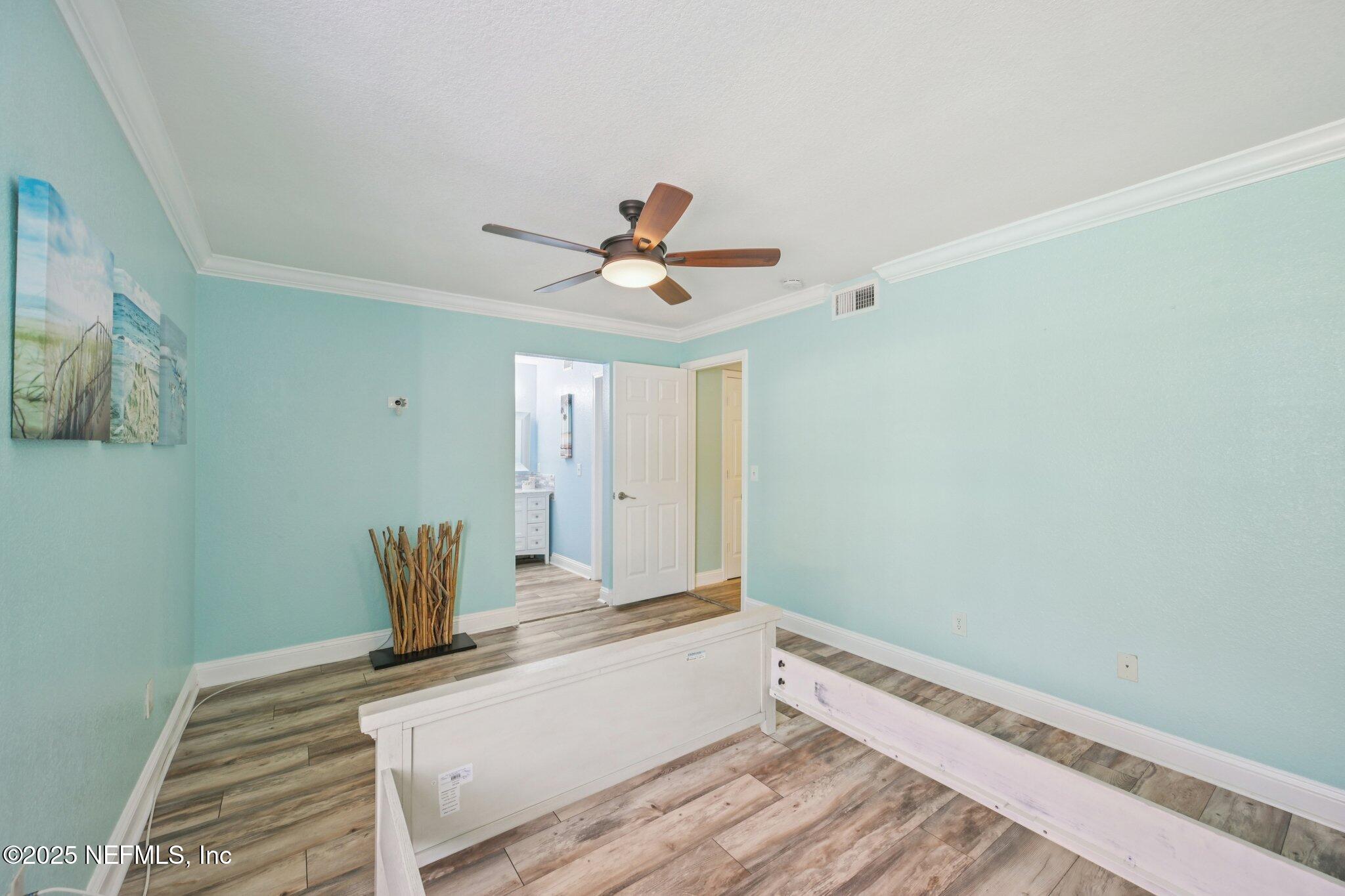 930 SEASHELL Lane