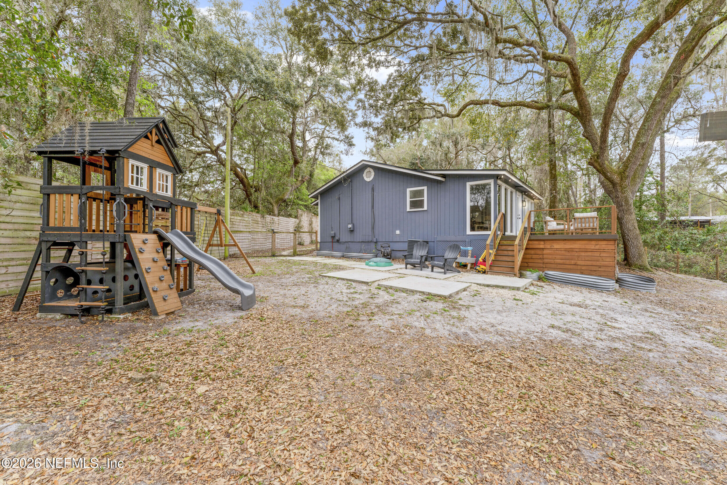 553 ARTHUR MOORE Drive