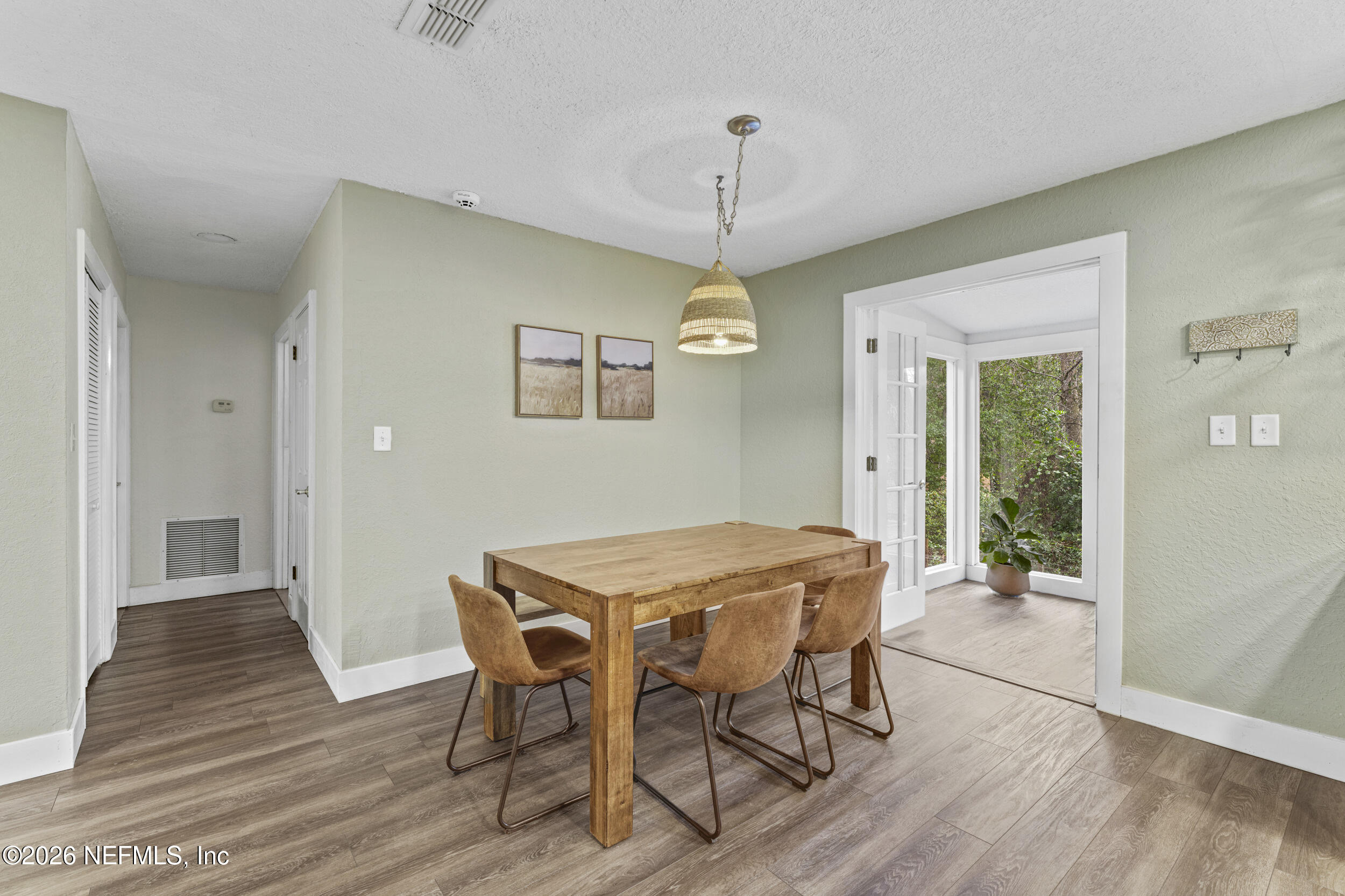 553 ARTHUR MOORE Drive