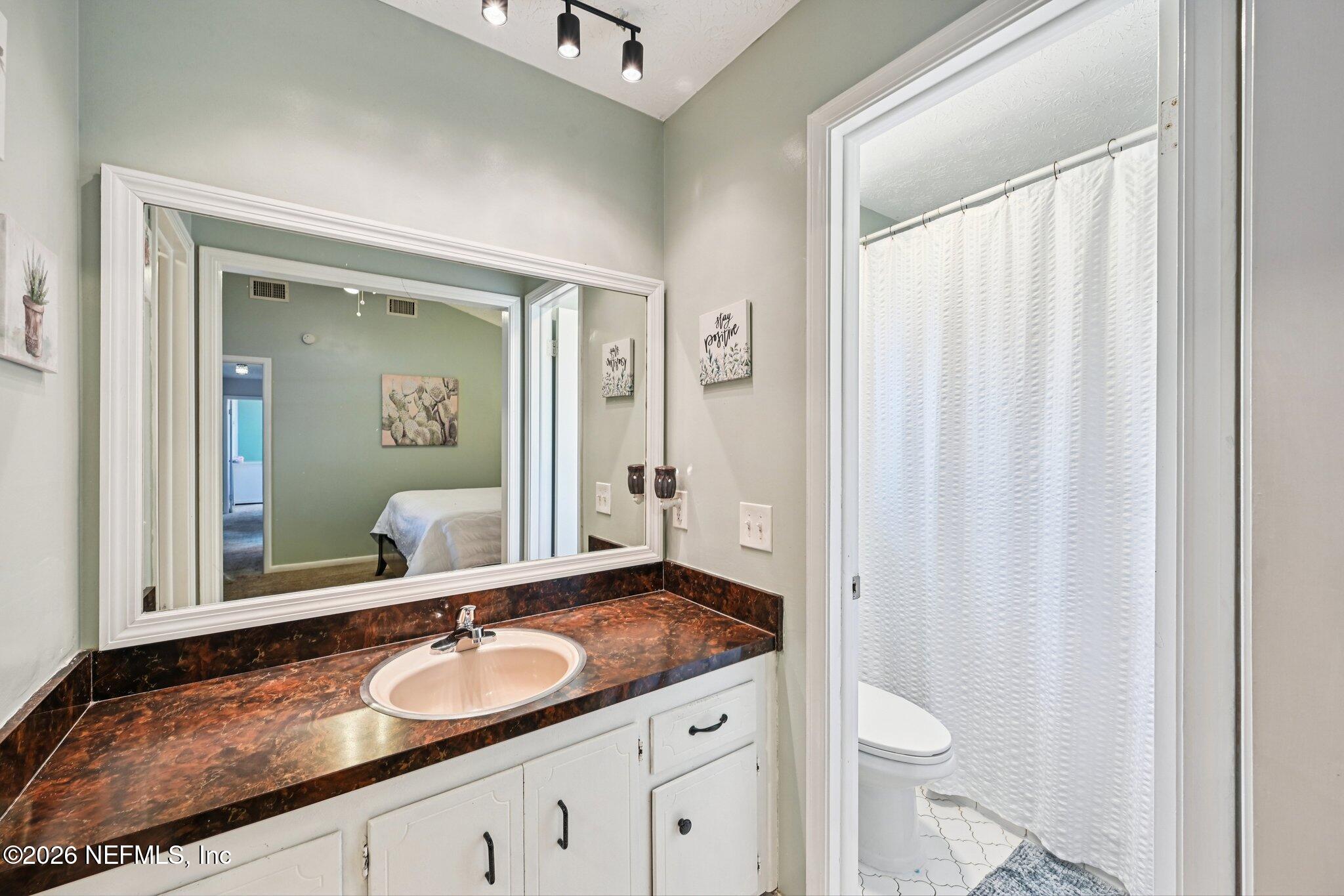 1370 BELLAIR Boulevard