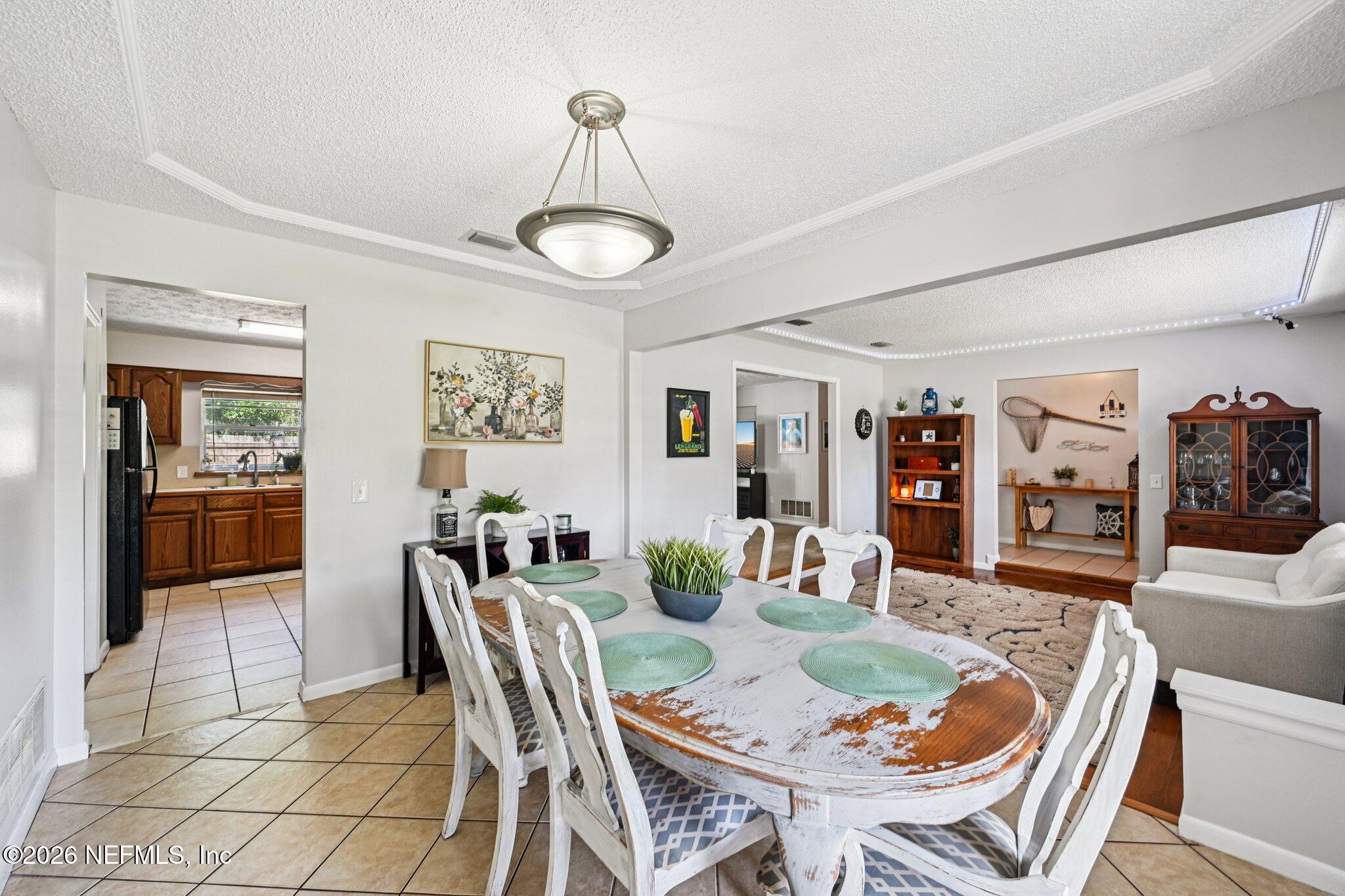 1370 BELLAIR Boulevard