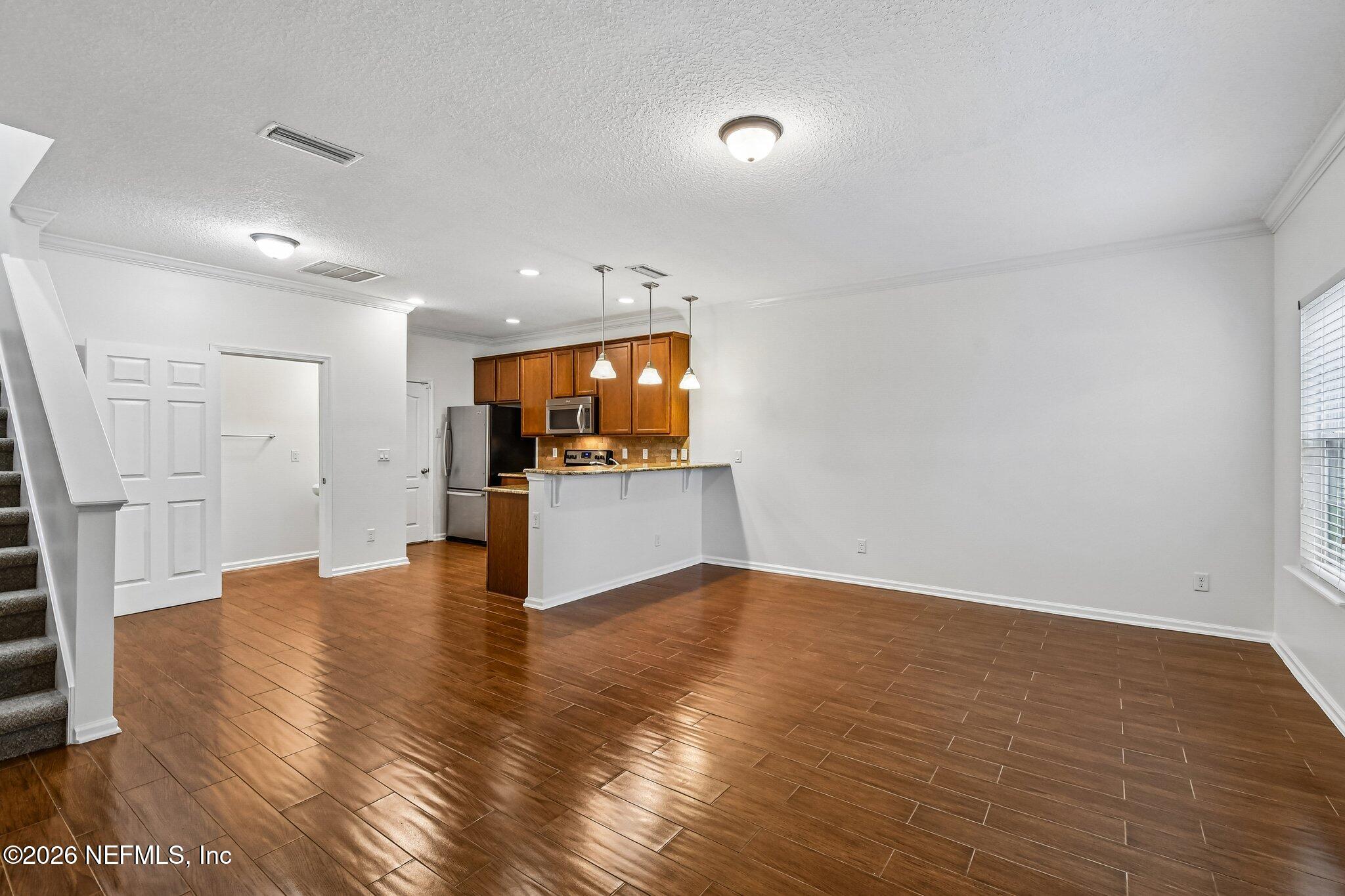 2754 HOLLYBROOK Lane