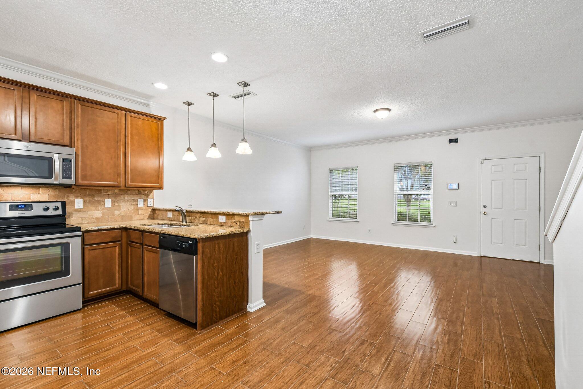 2754 HOLLYBROOK Lane