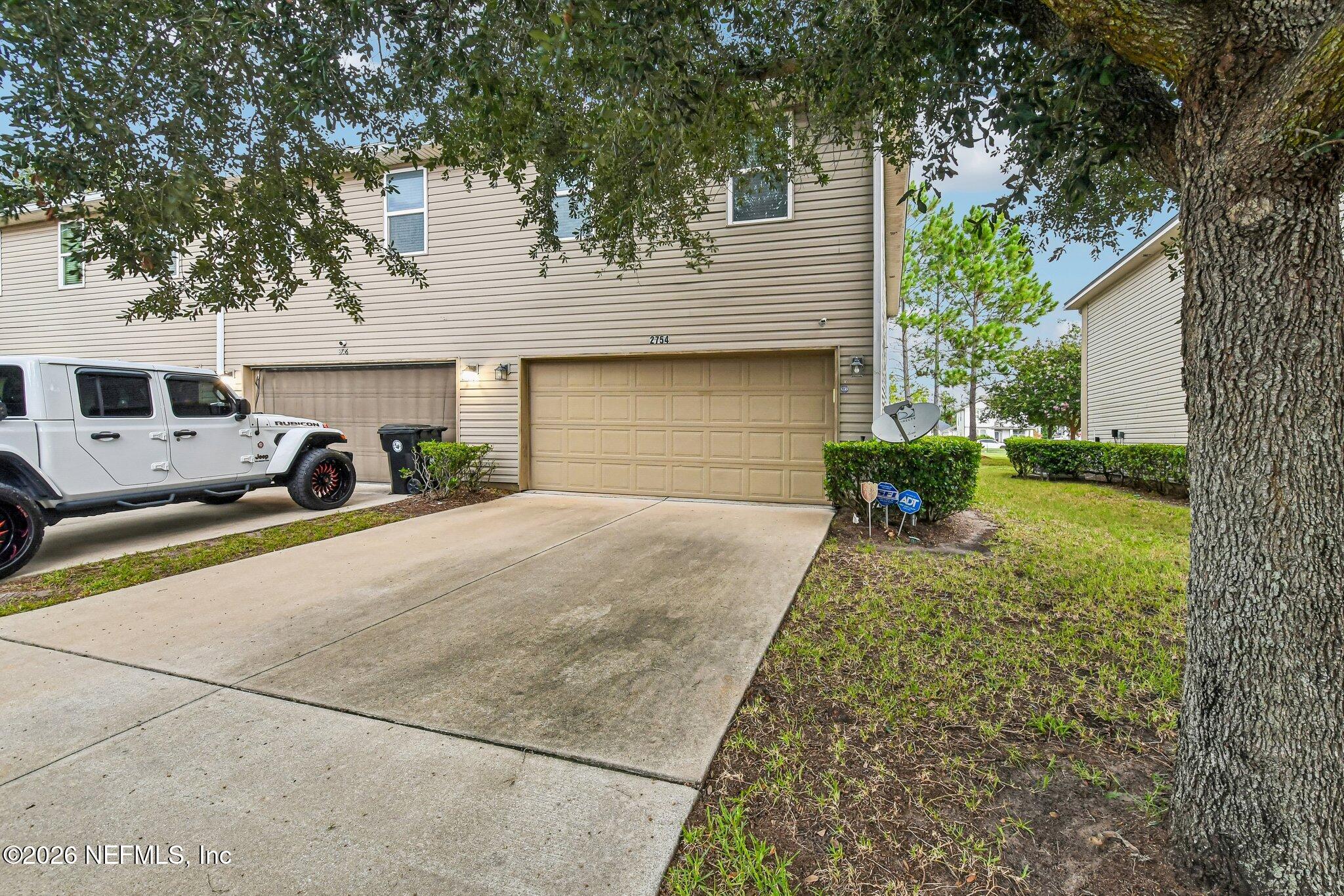 2754 HOLLYBROOK Lane